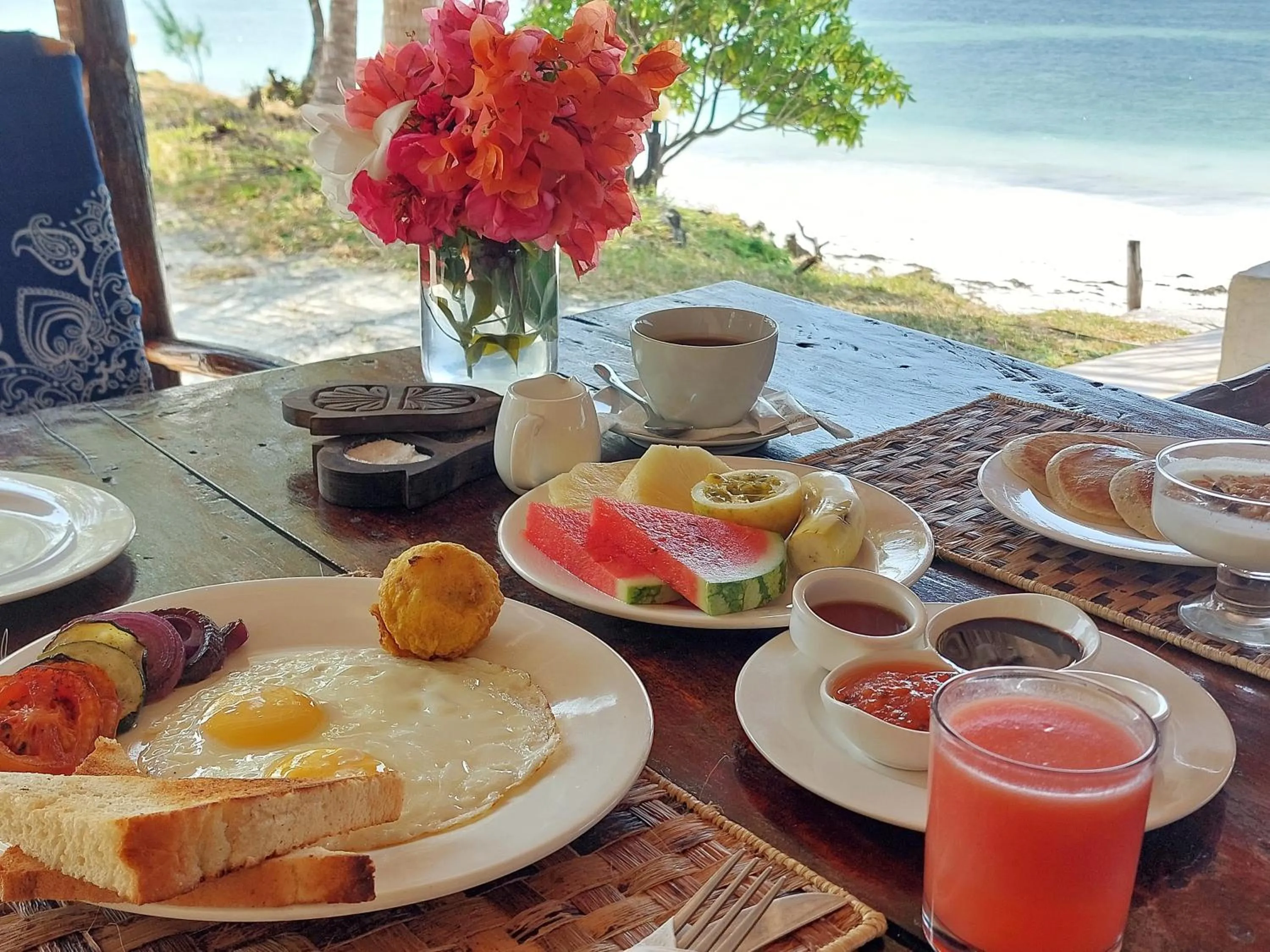 Breakfast in Jaribu Beach Hotel