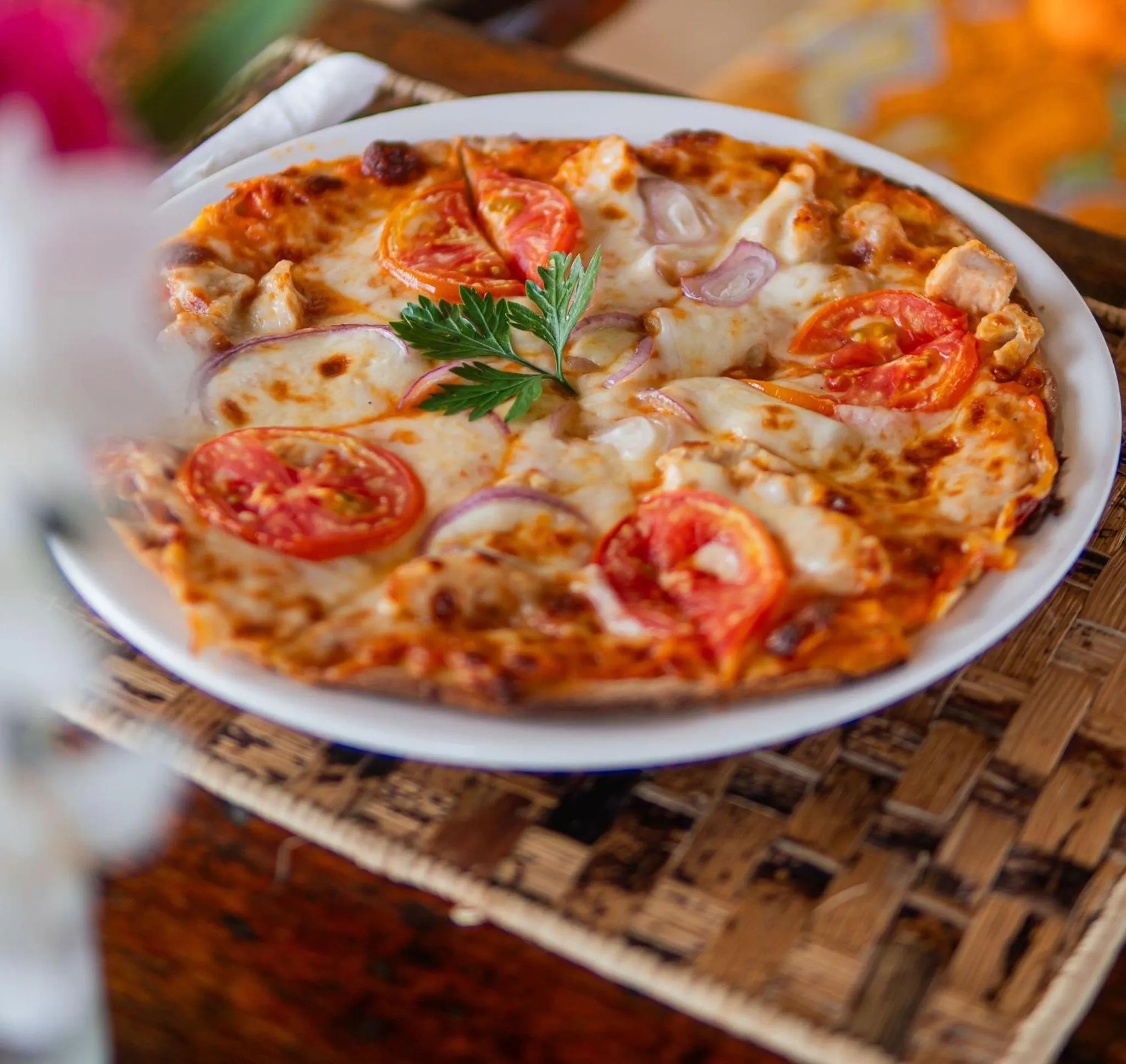 Restaurant/places to eat in Jaribu Beach Hotel