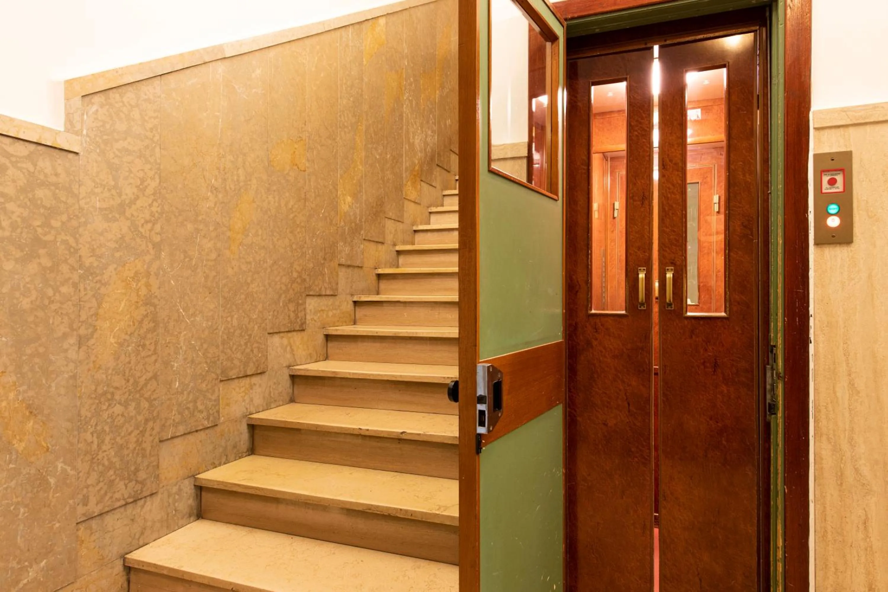 elevator in Guest House Al Conservatorio