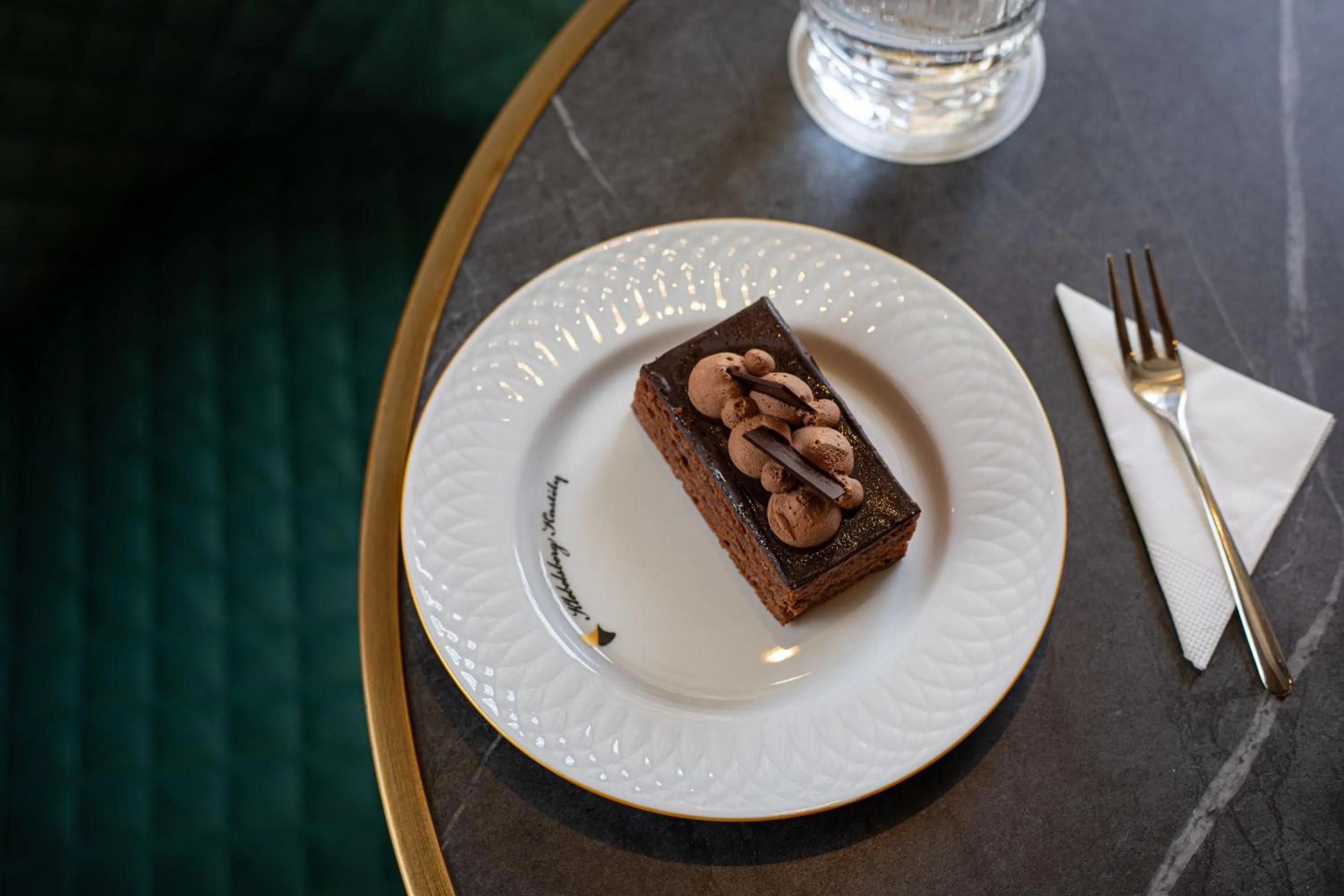 Lounge or bar in Klebelsberg Kastély Budapest