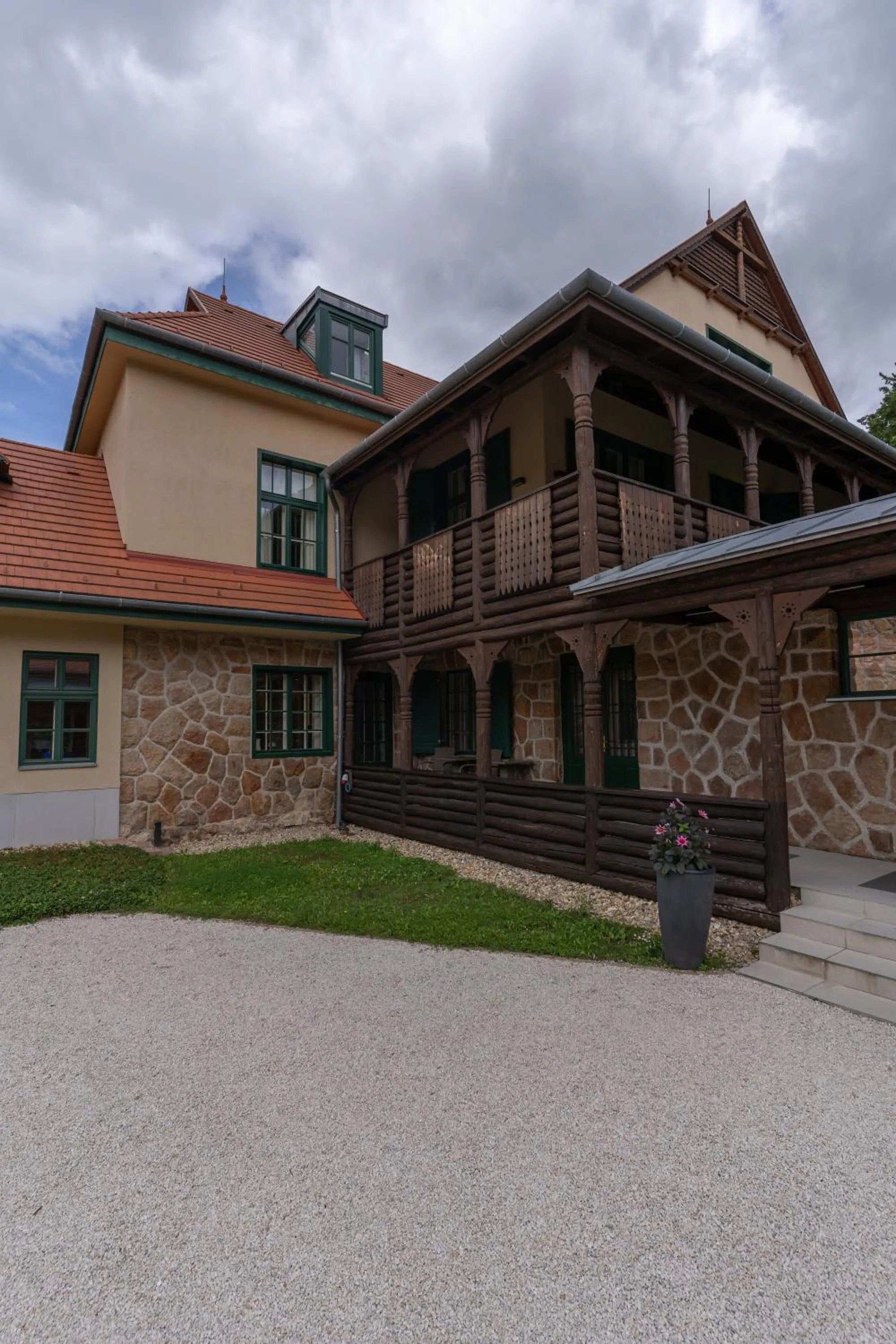 Property building in Klebelsberg Kastély Budapest