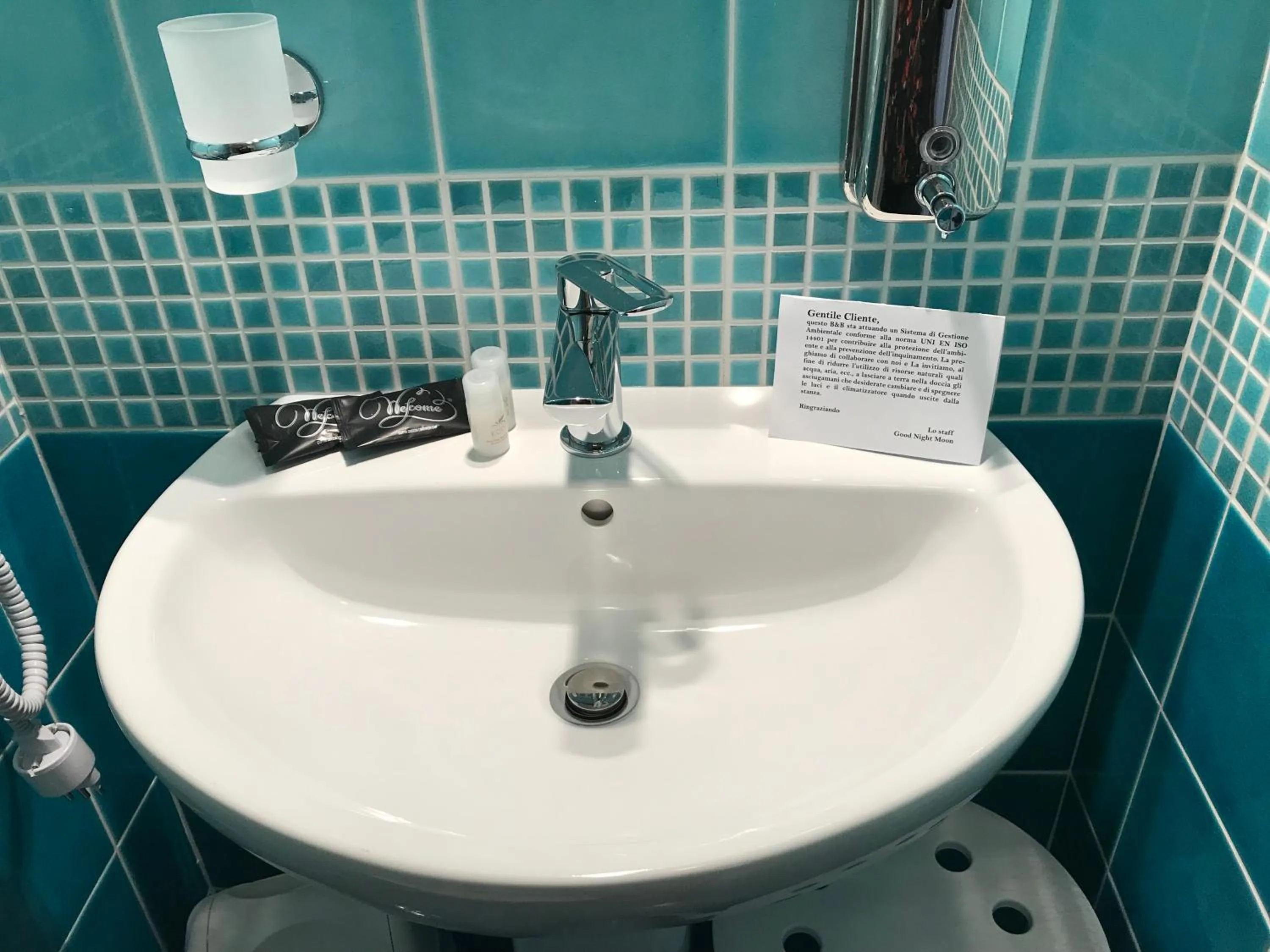 Bathroom in Good Night Moon B&B