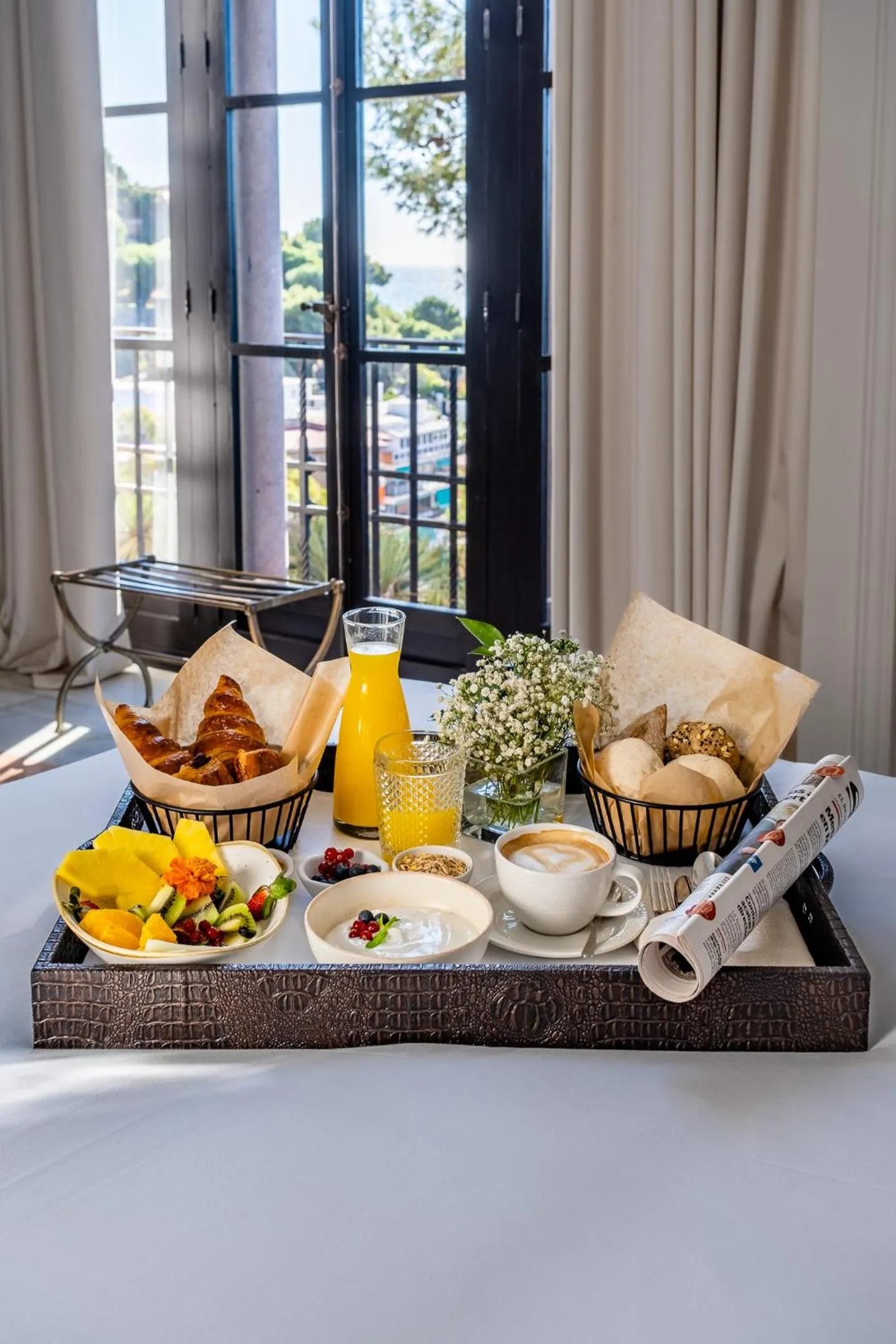 Breakfast in Soho Boutique Castillo de Santa Catalina - Adults Recommended