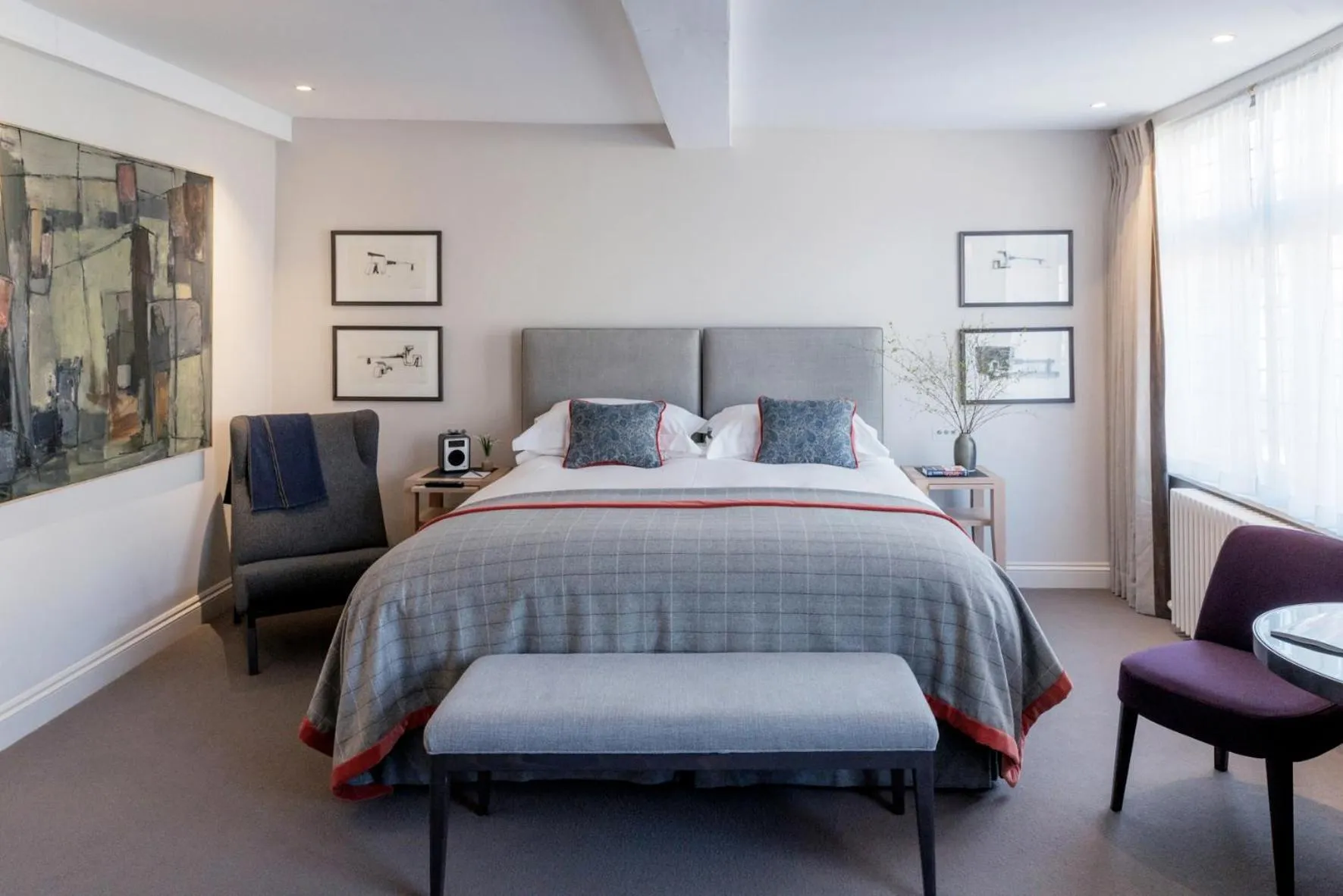 Bedroom, Bed in Old Bank Hotel