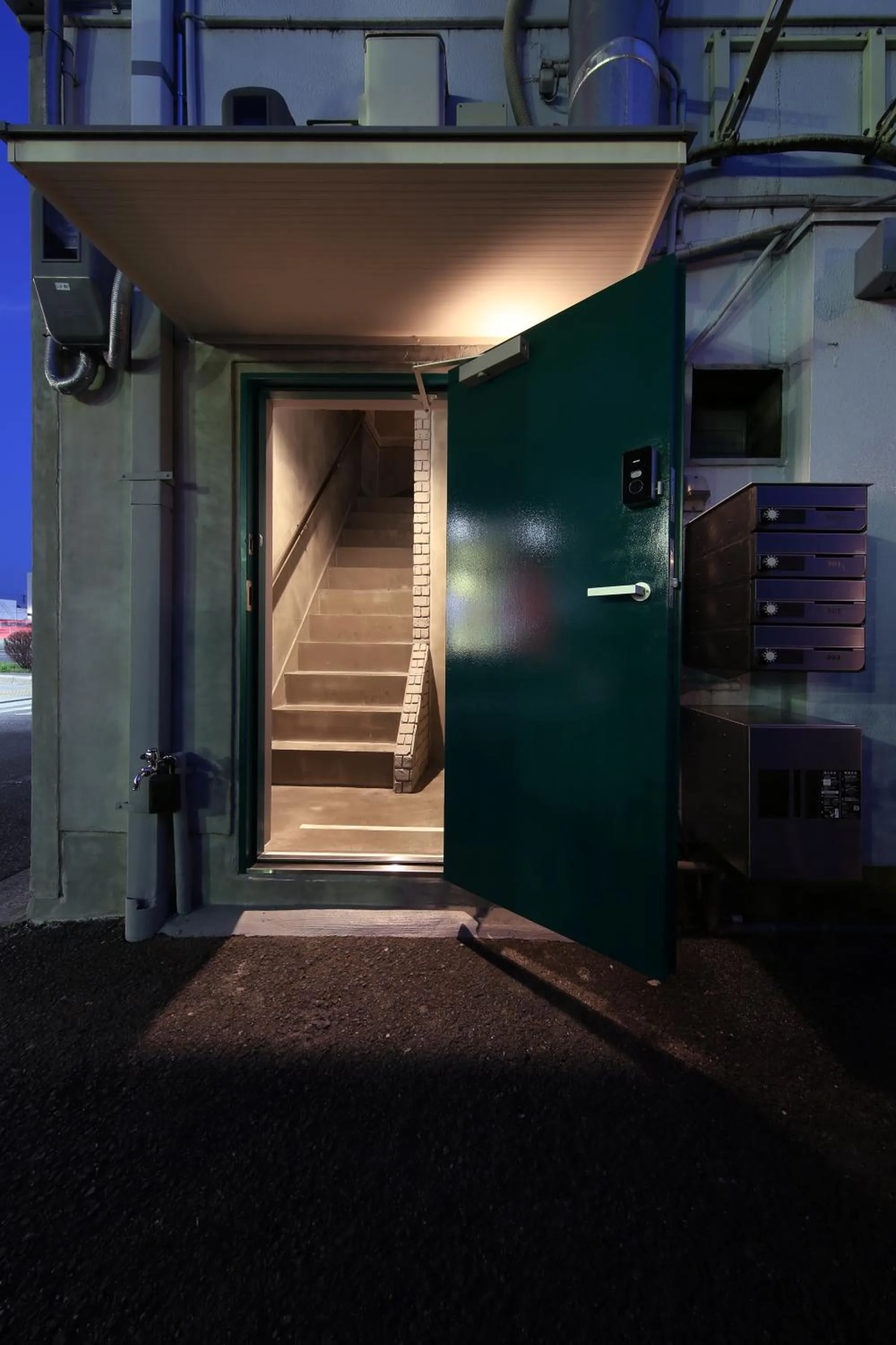 Property building in SHIN kyoto