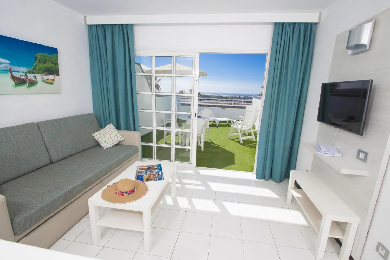 Living room in Vista Oasis