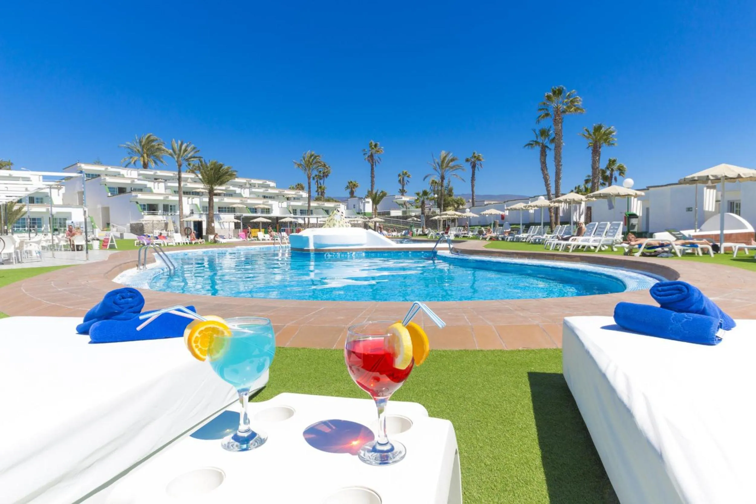 Pool view in Vista Oasis