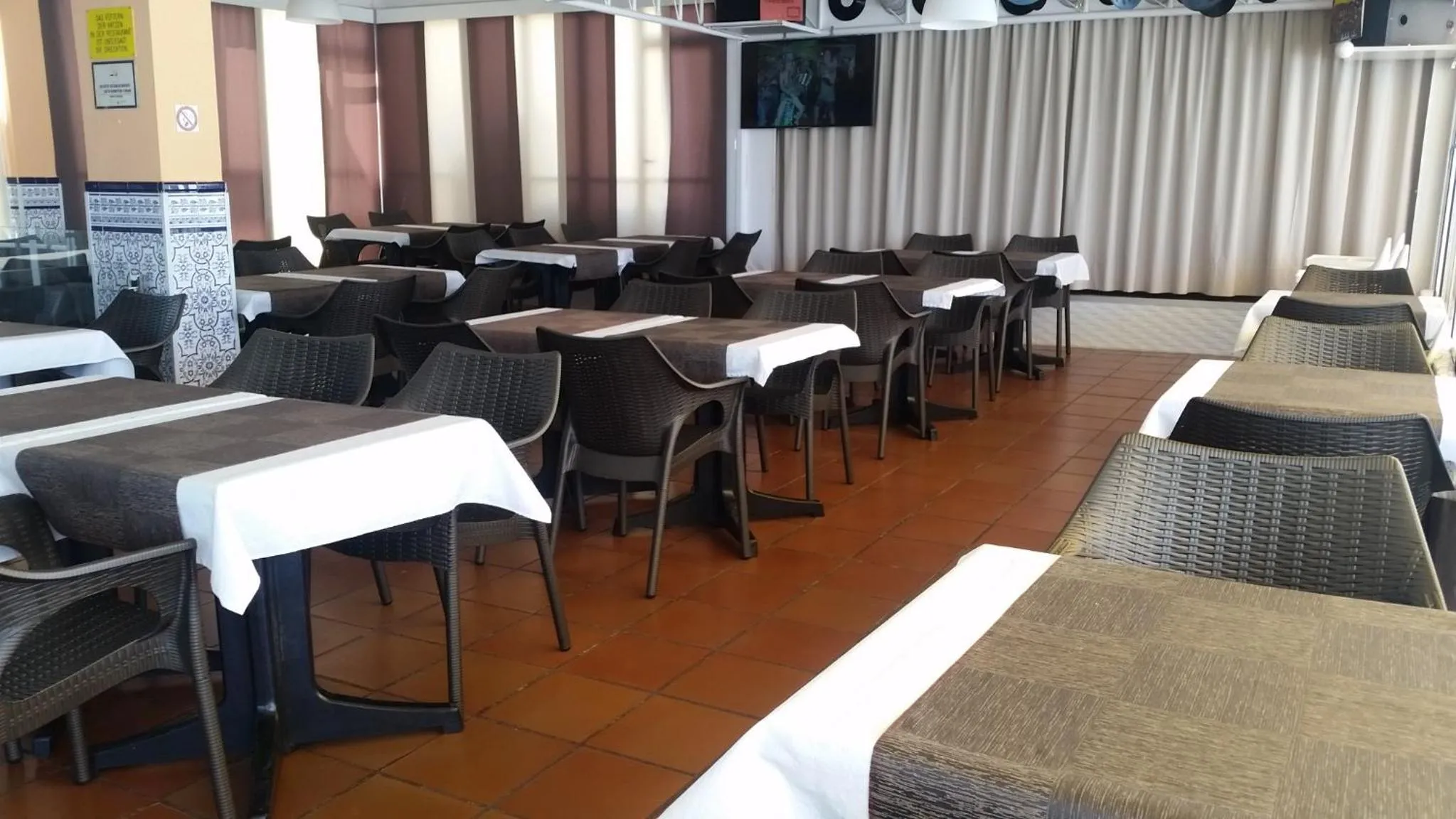 Restaurant/places to eat in Vista Oasis