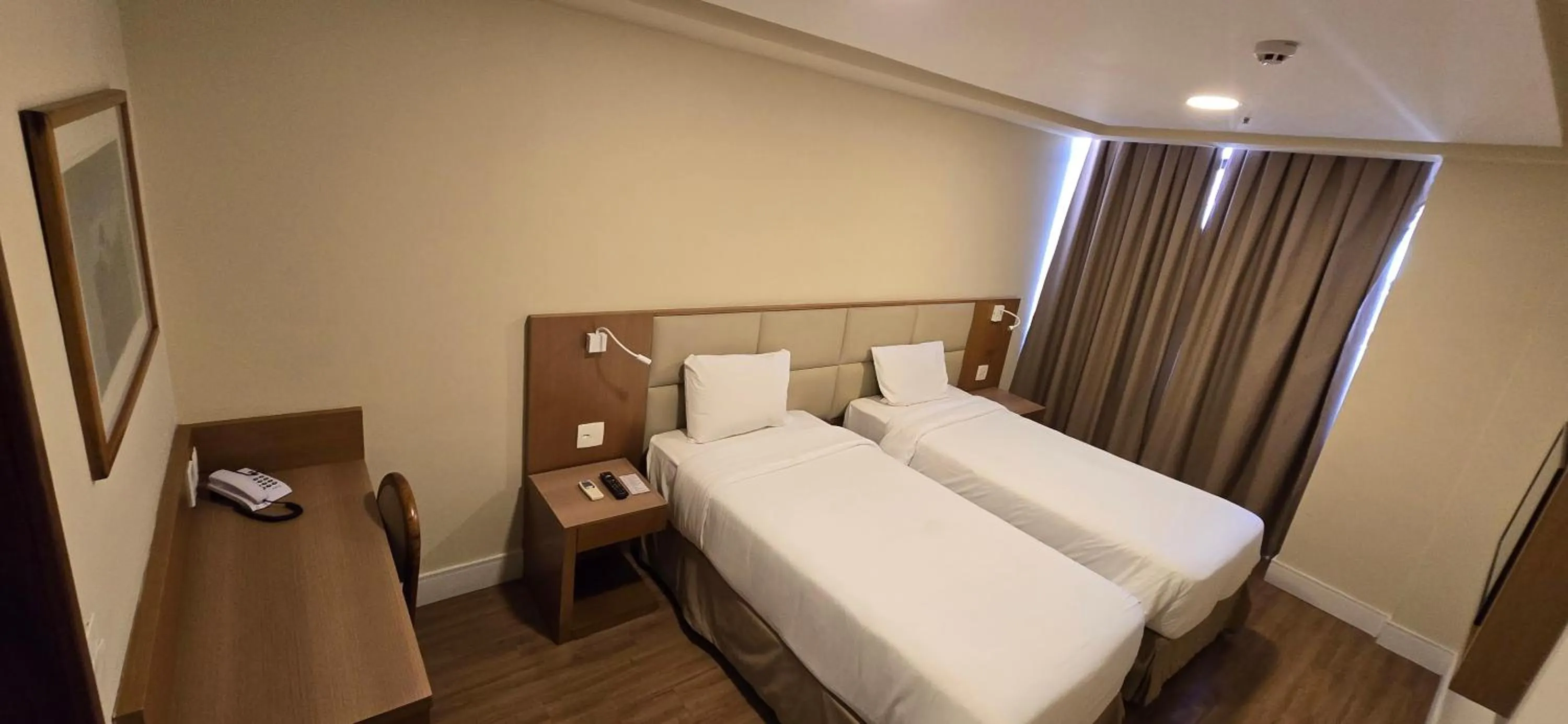 Bed in Mirador Rio Copacabana Hotel