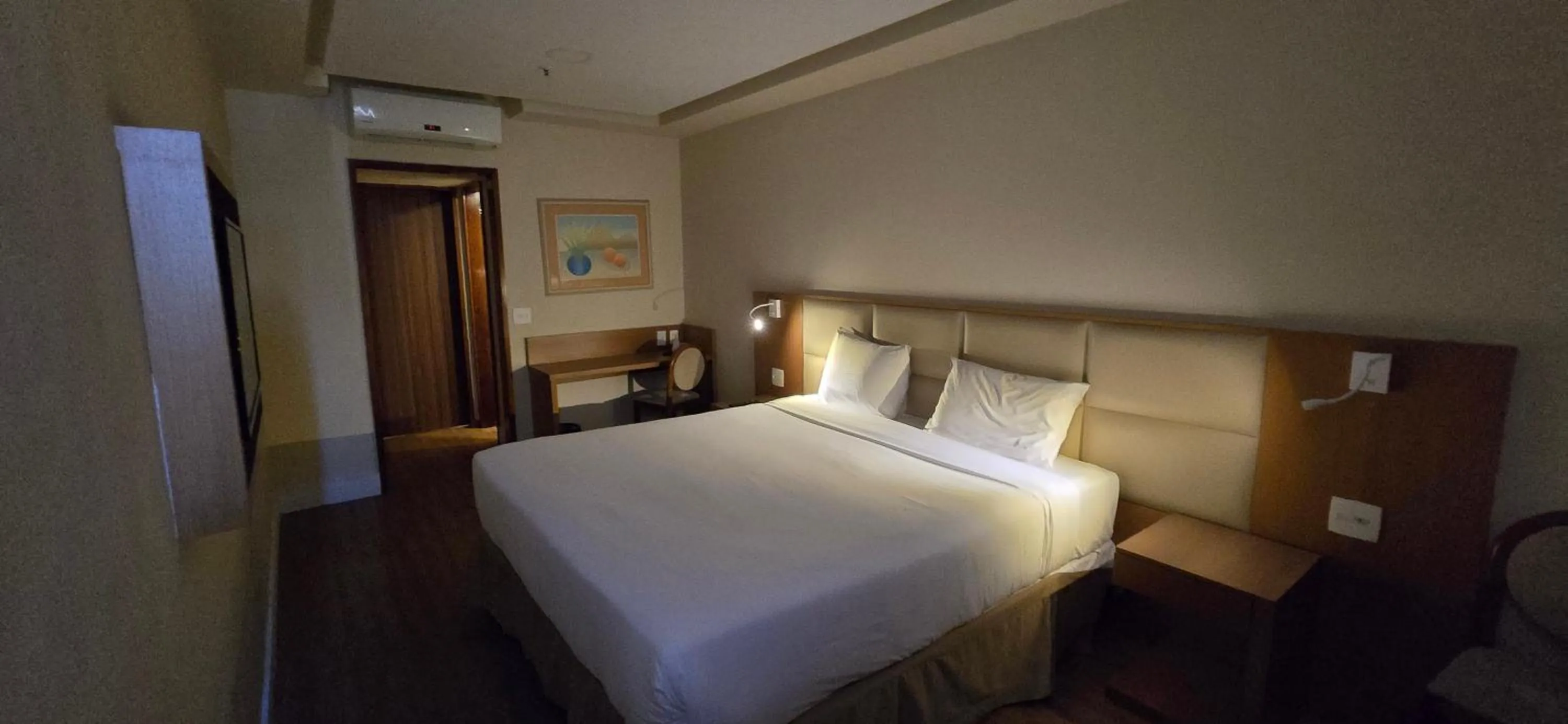 Bed in Mirador Rio Copacabana Hotel