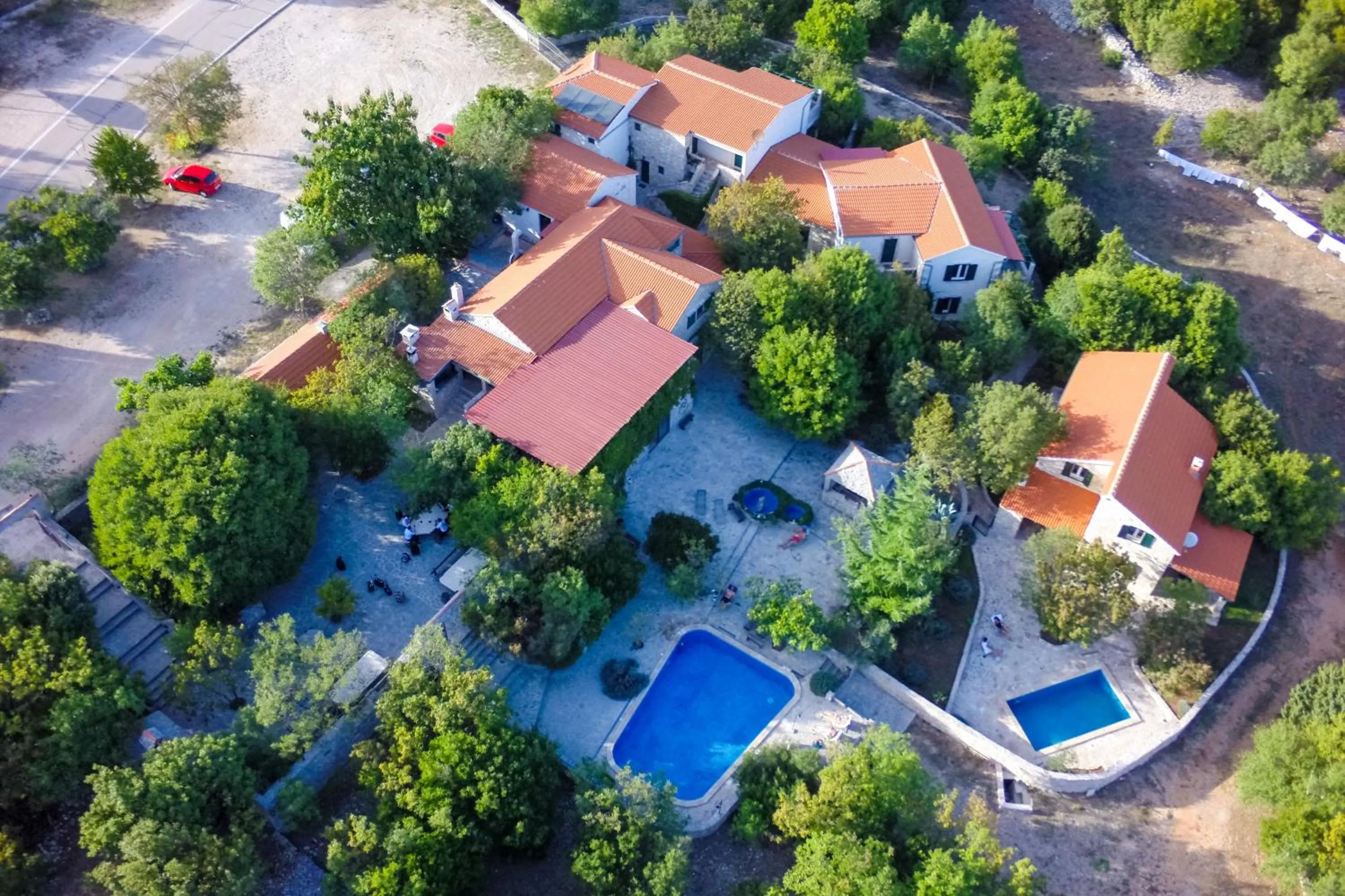 Day in Nono Ban Stone & Soul