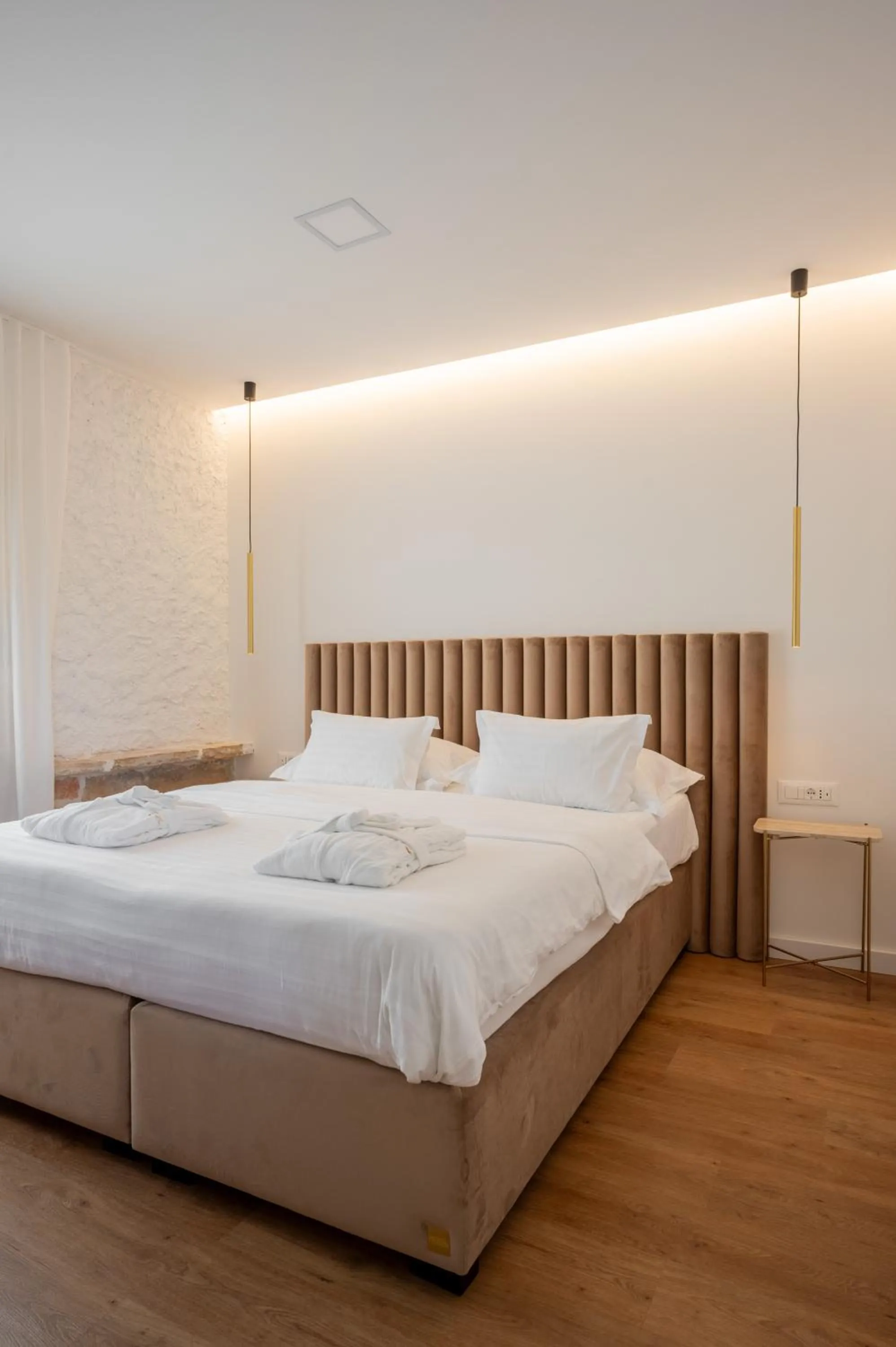 Decorative detail, Bed in Nono Ban Stone & Soul