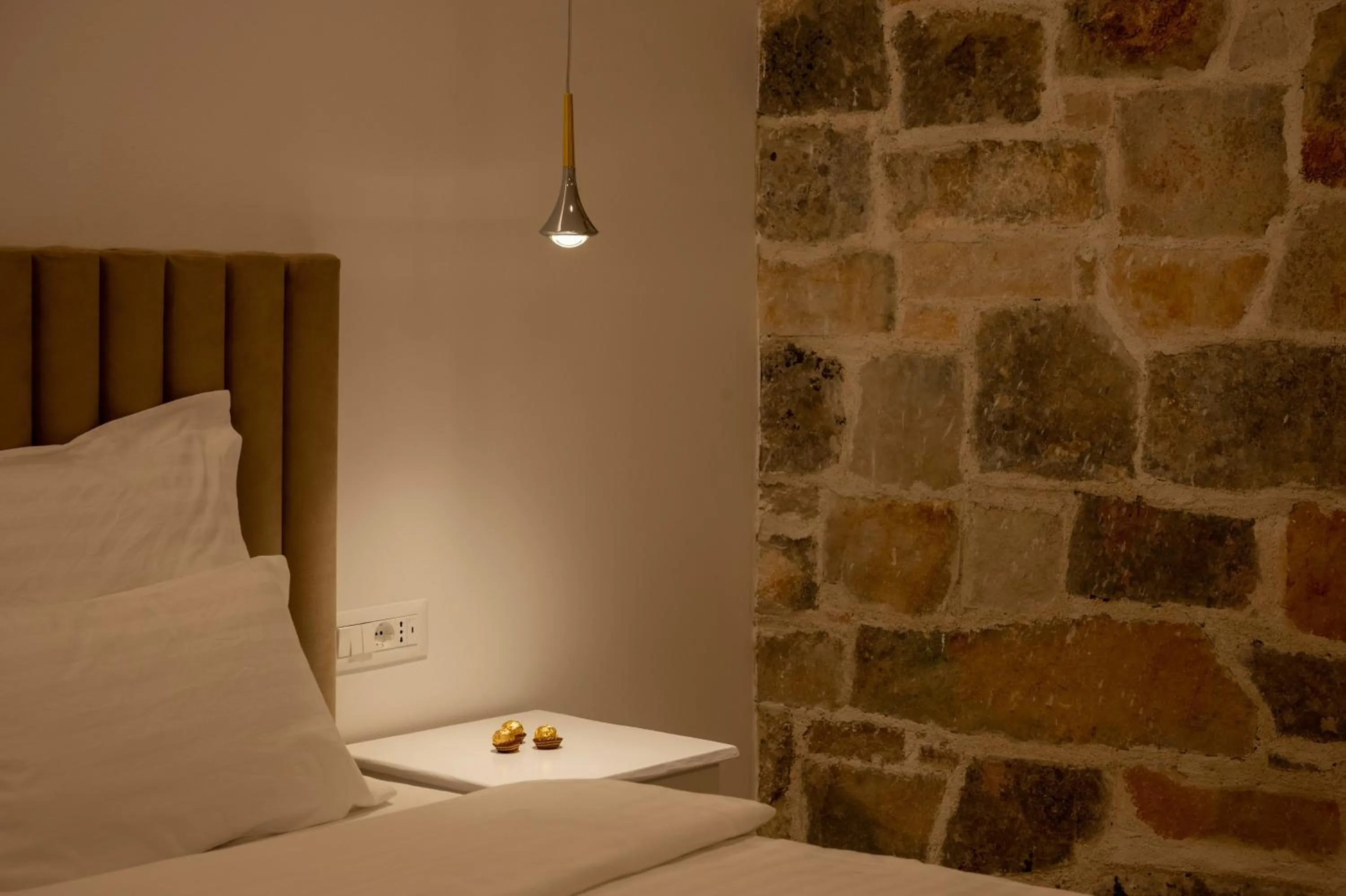 Bed in Nono Ban Stone & Soul