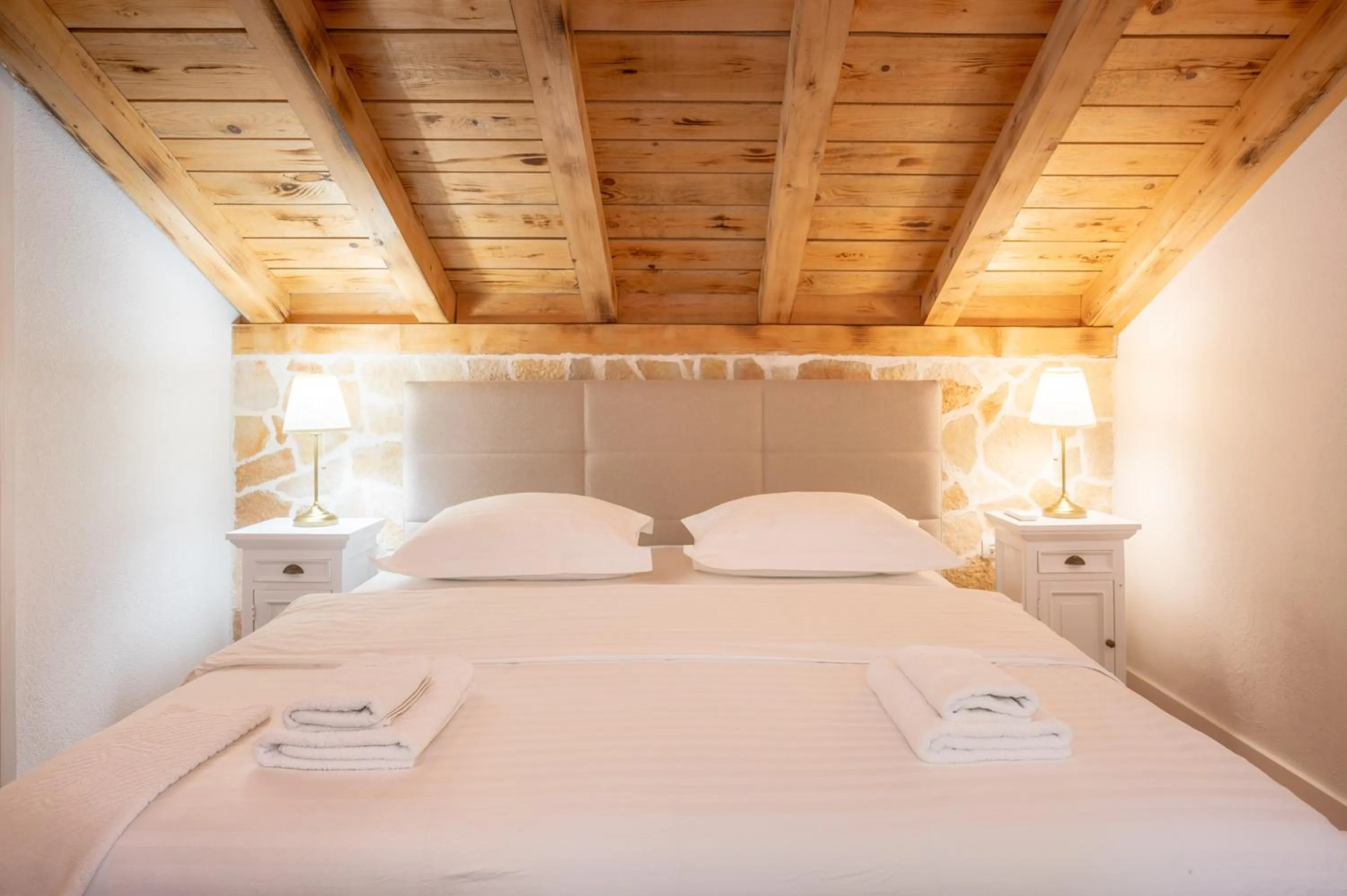 Bedroom, Bed in Nono Ban Stone & Soul