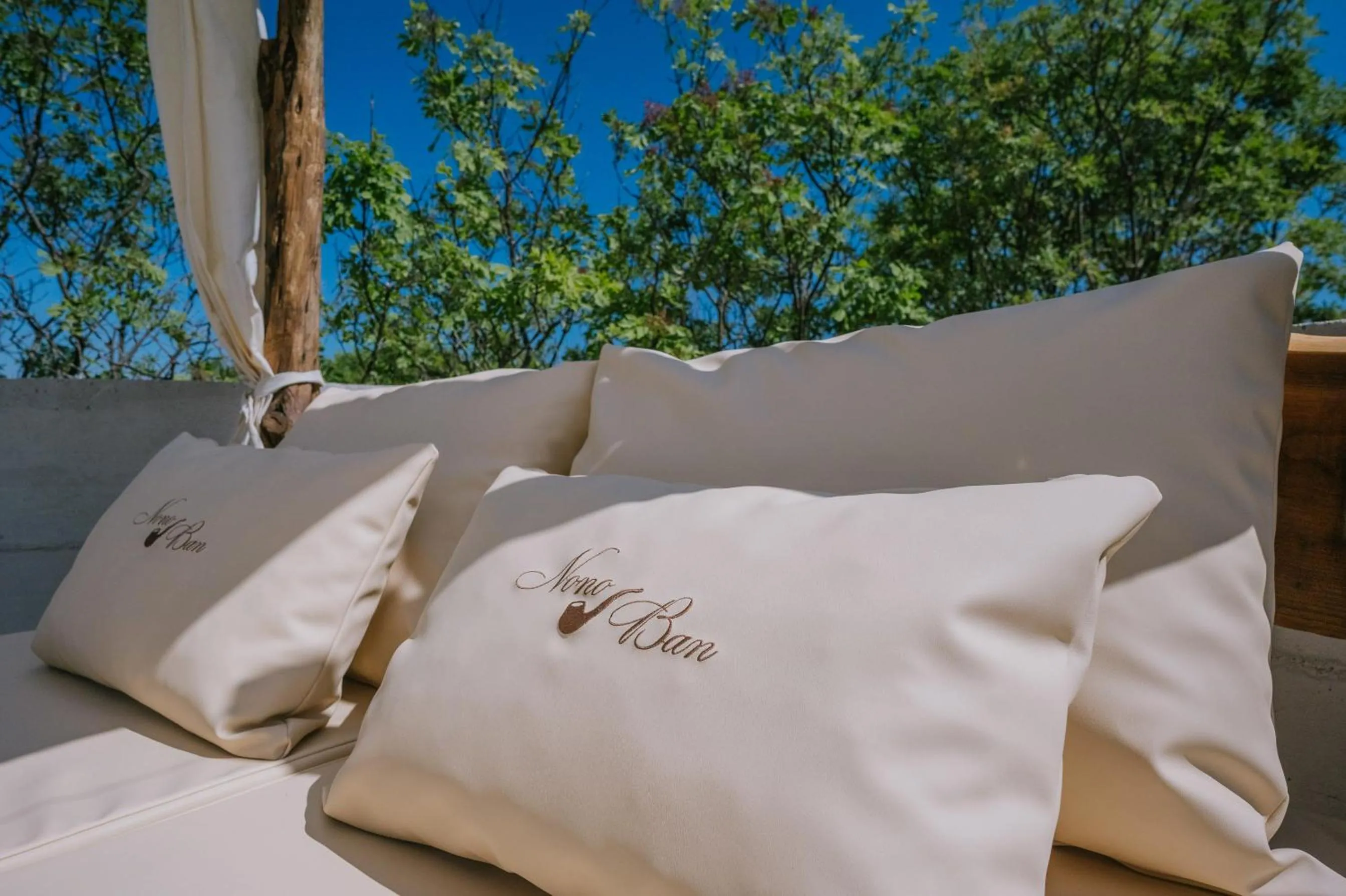 Property building, Bed in Nono Ban Stone & Soul