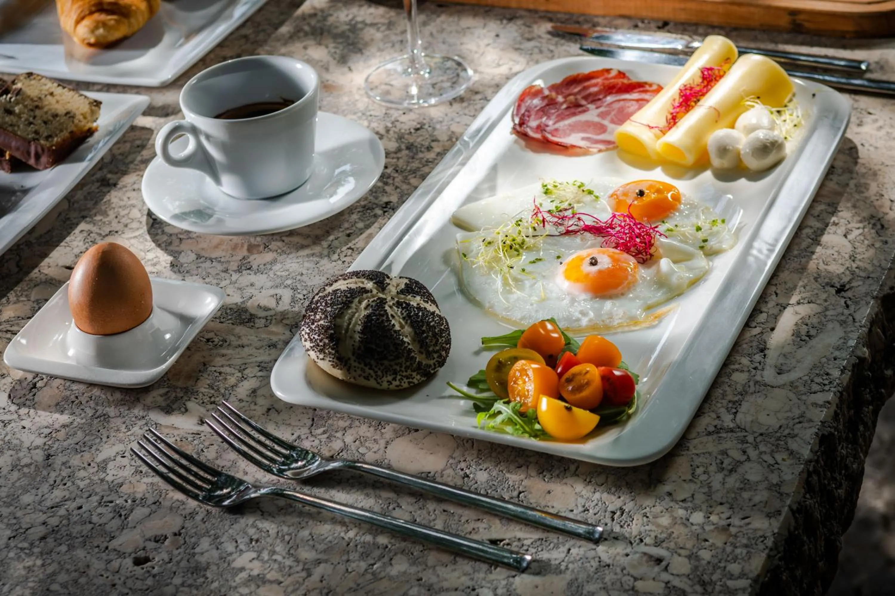 Breakfast in Nono Ban Stone & Soul