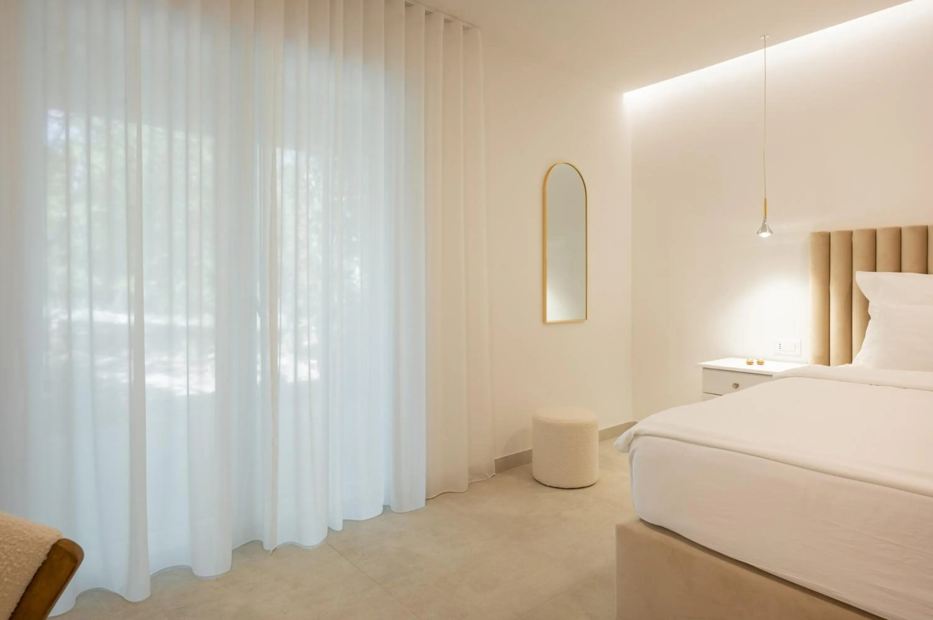 Bed in Nono Ban Stone & Soul