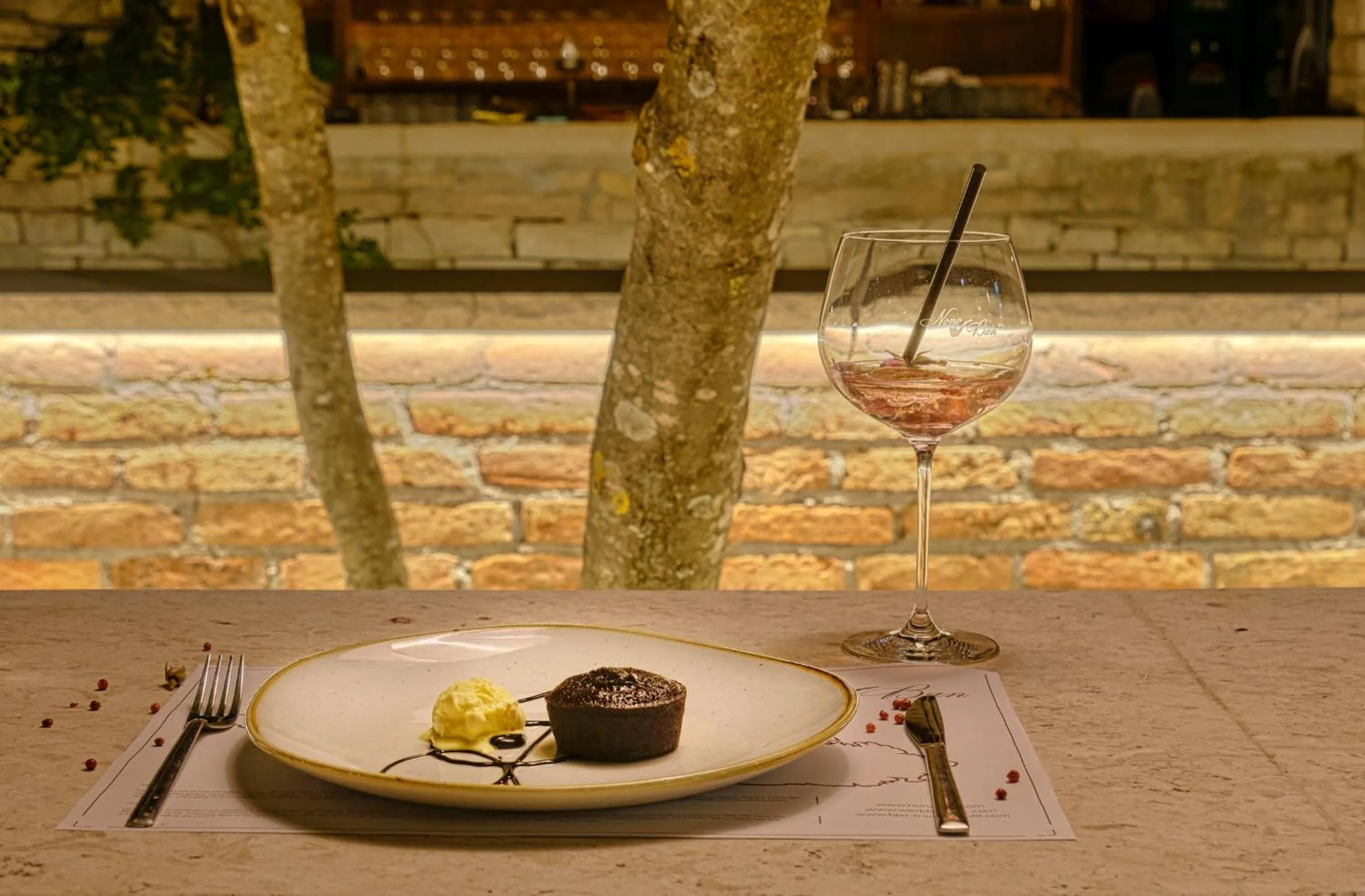 Food and drinks in Nono Ban Stone & Soul