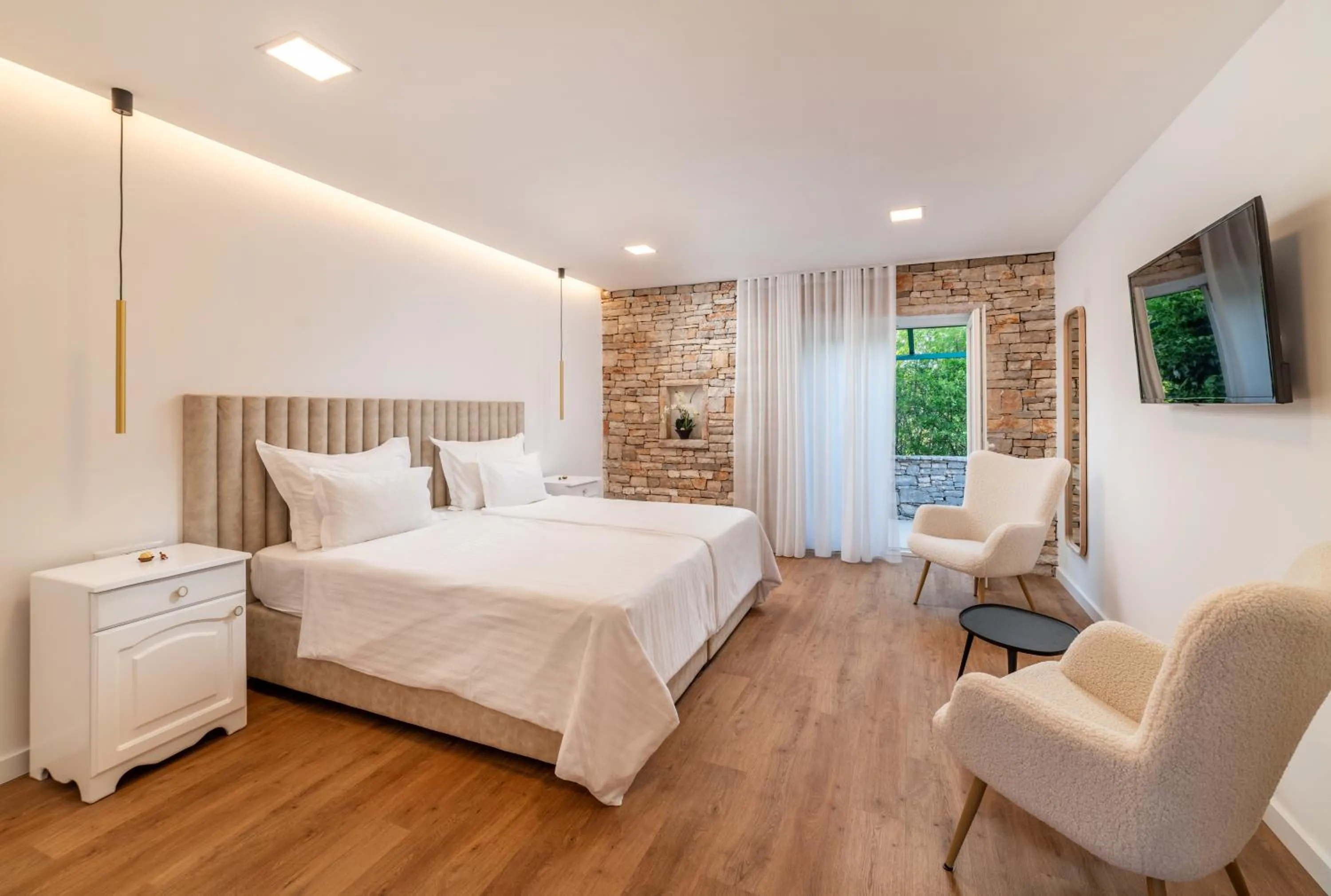 Bedroom, Bed in Nono Ban Stone & Soul