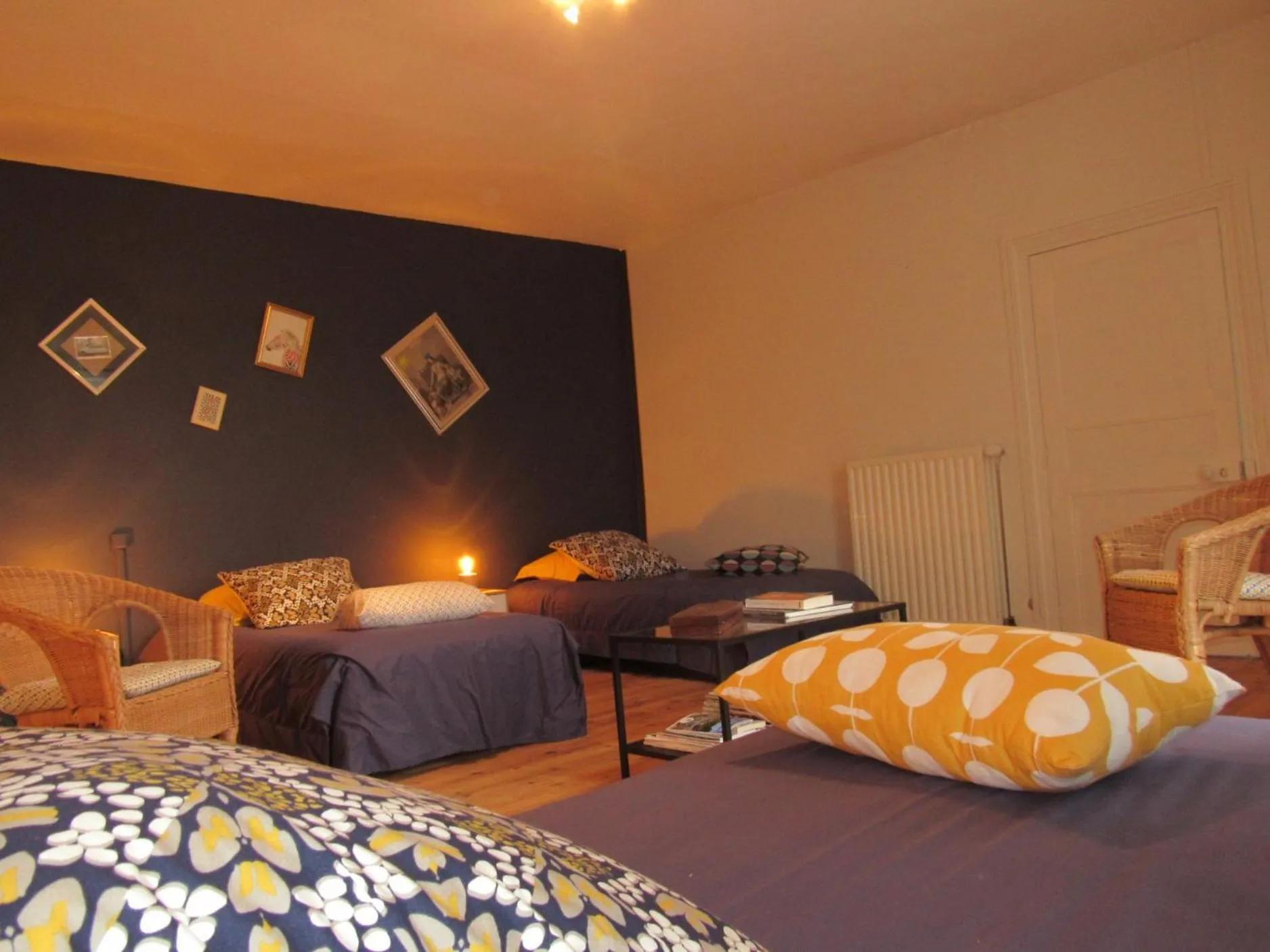 Photo of the whole room, Bed in La maison de Thiré