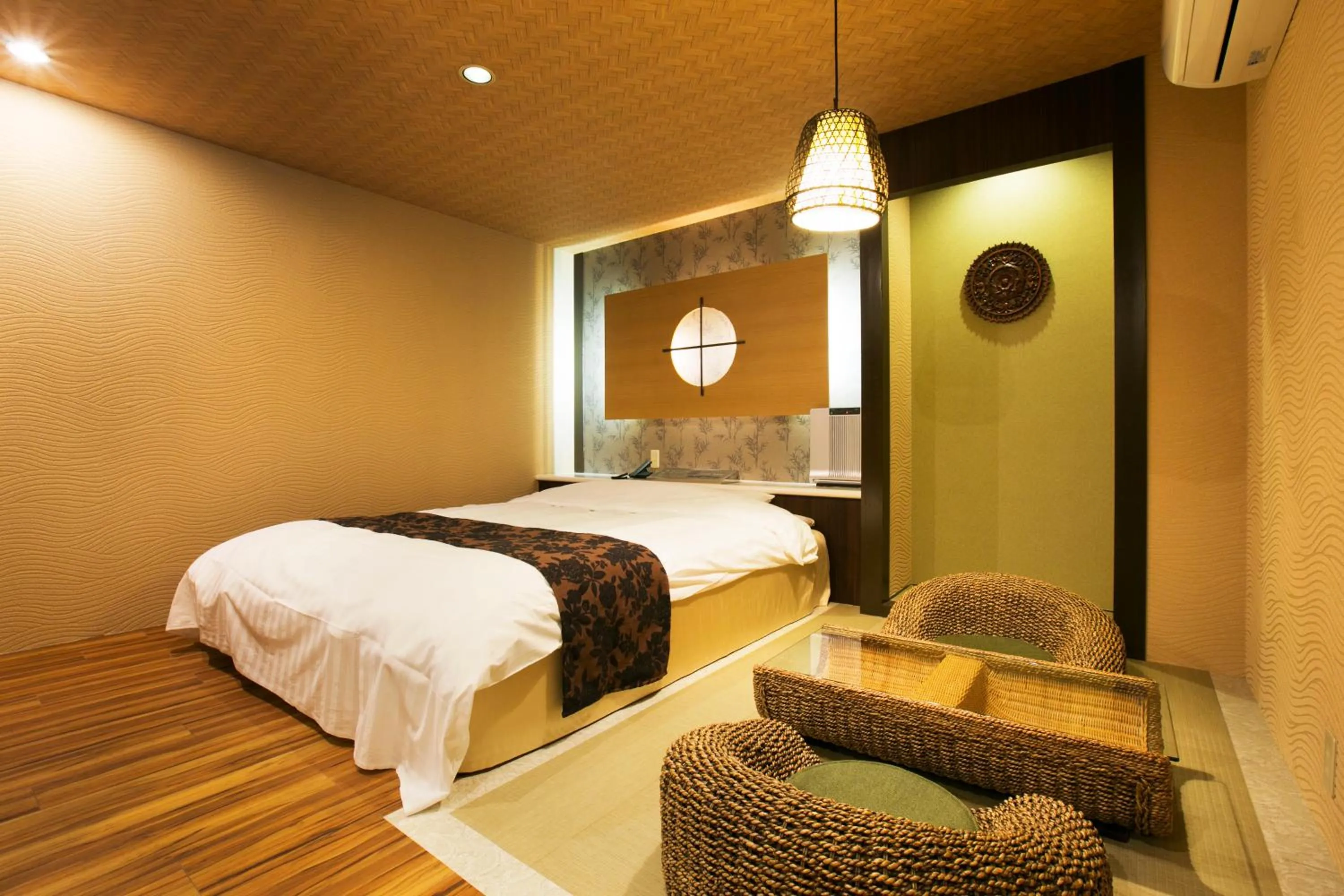 Photo of the whole room, Bed in Hotel Atlantis Higashi Osaka (Adult Only)