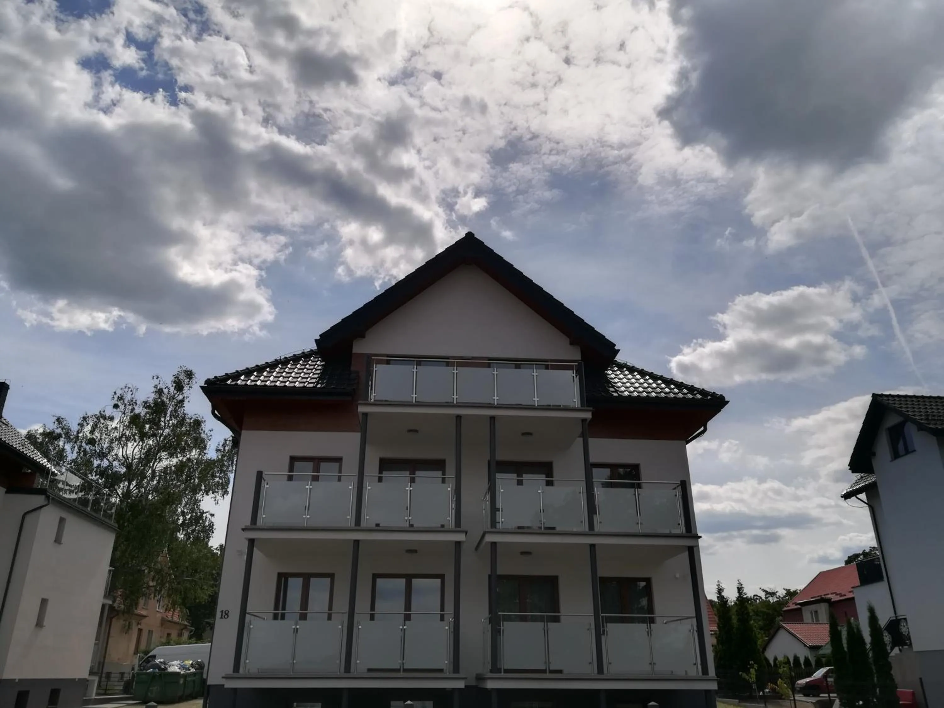 Property building in Apartamenty Kapitanskie