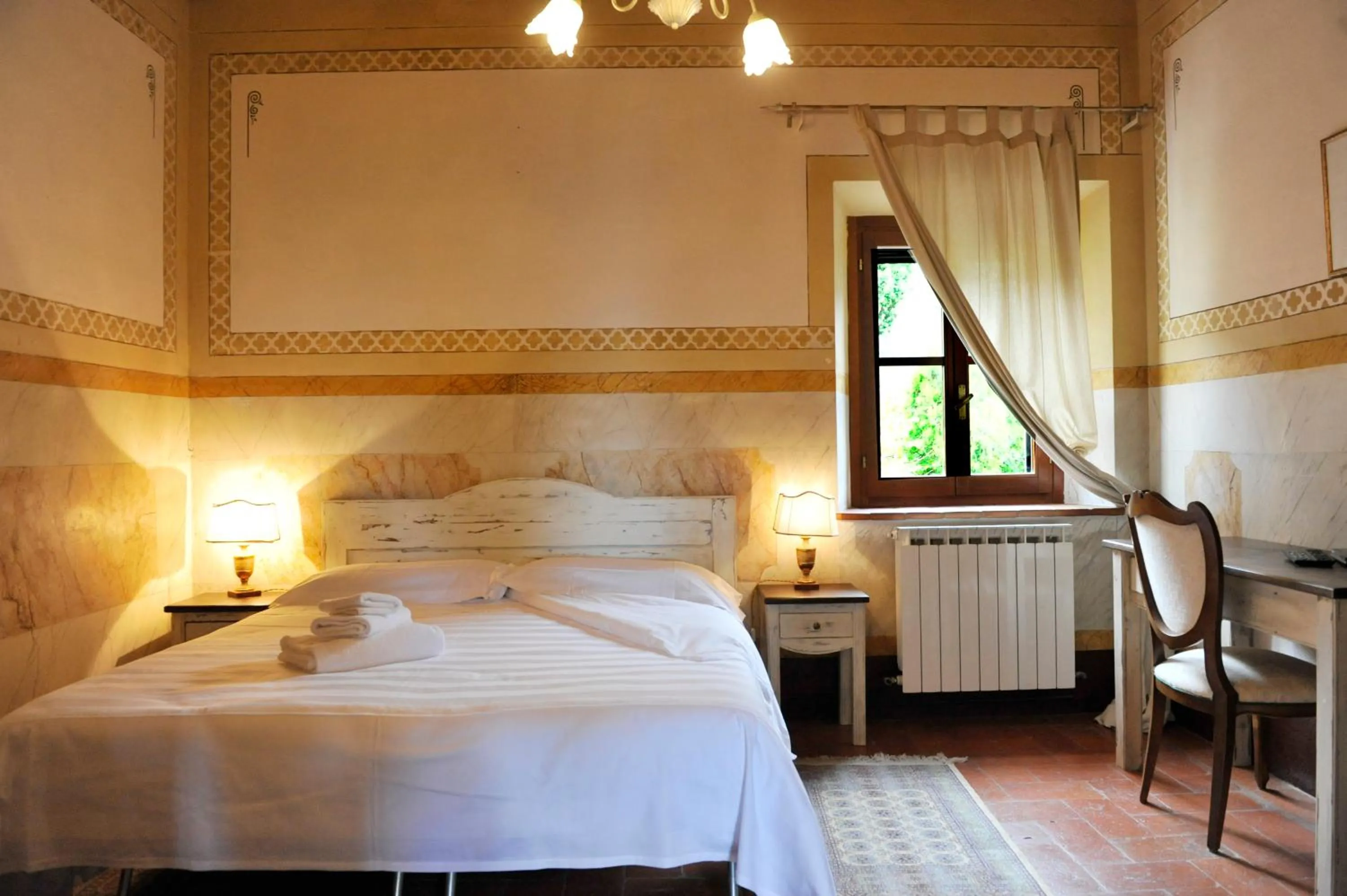 Bedroom, Bed in Villa Schiatti