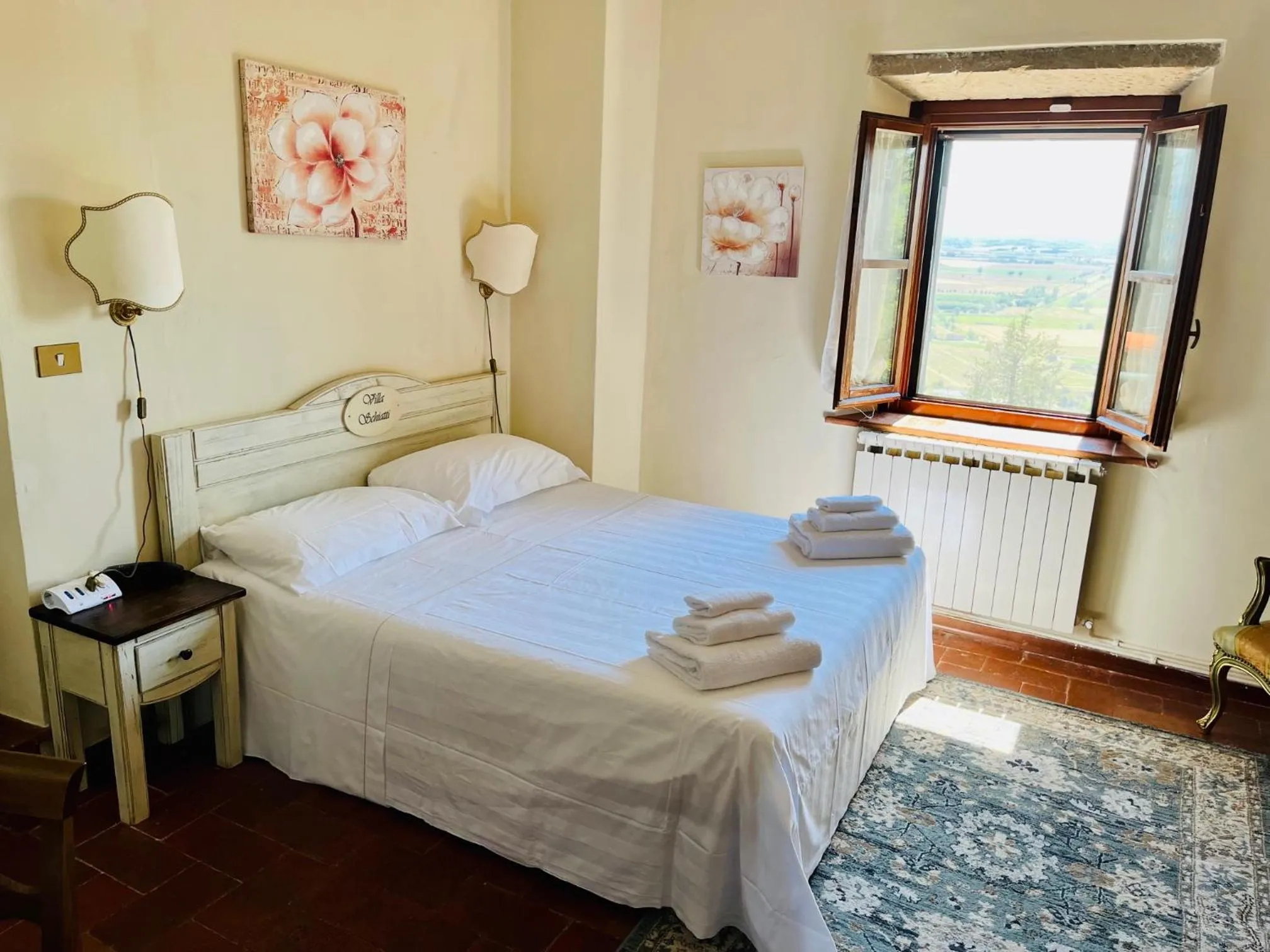 Bedroom, Bed in Villa Schiatti