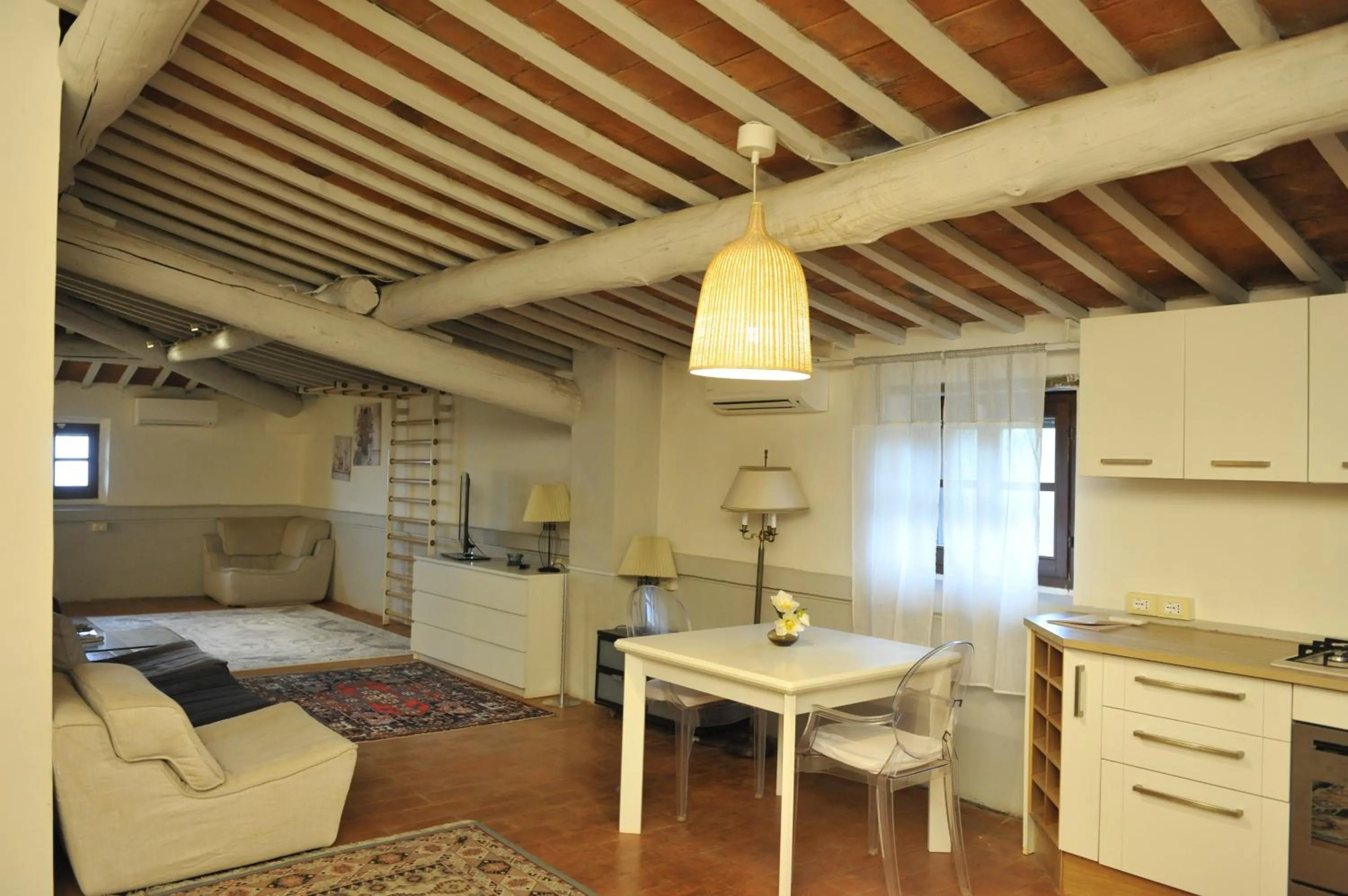 Kitchen or kitchenette in Villa Schiatti