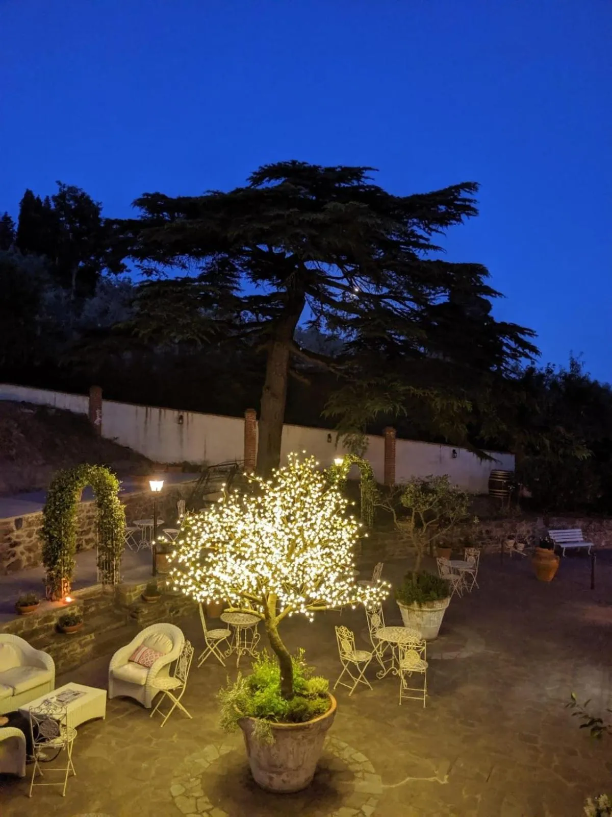 Night in Villa Schiatti