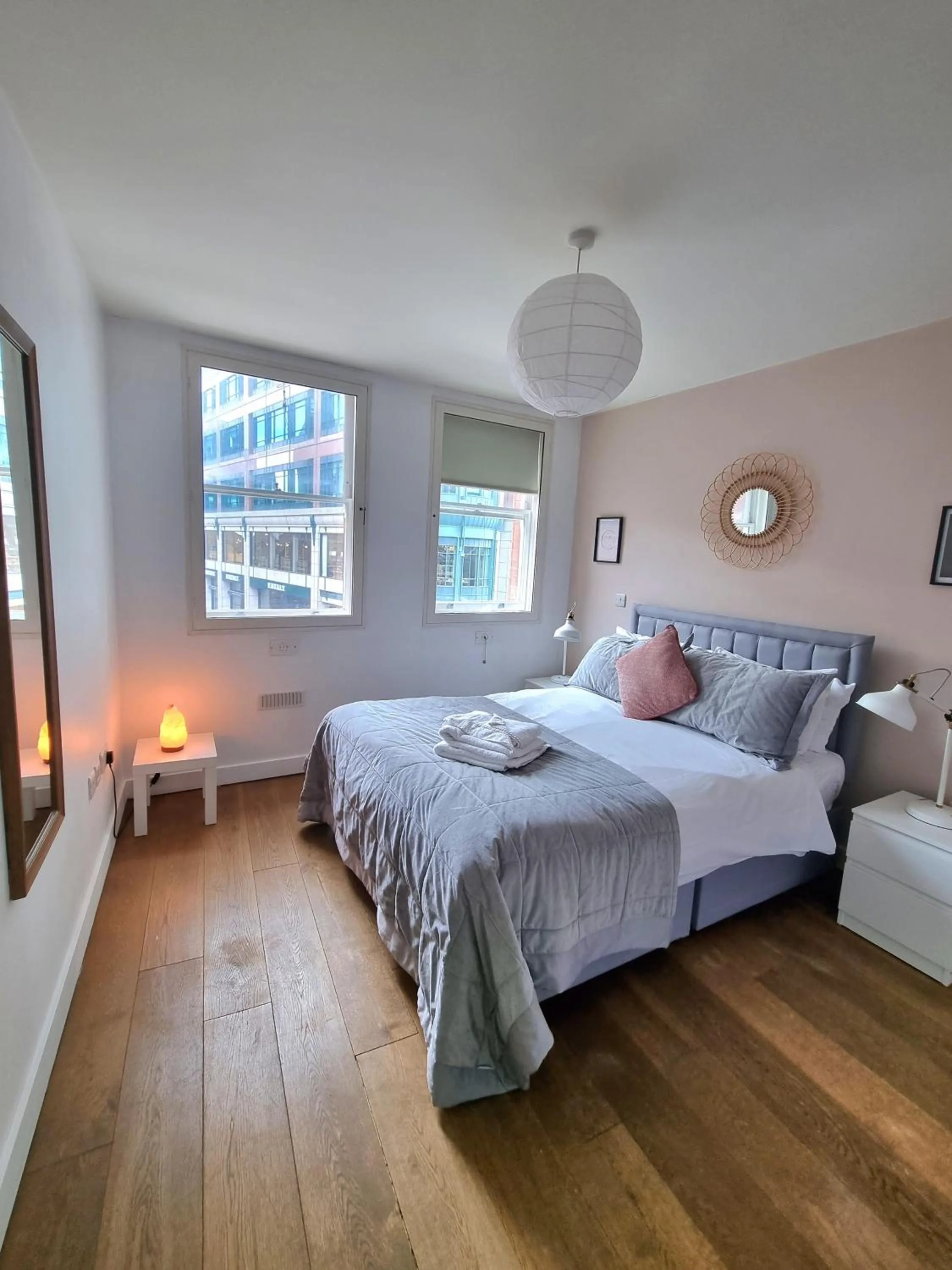Bed in London City Apartments