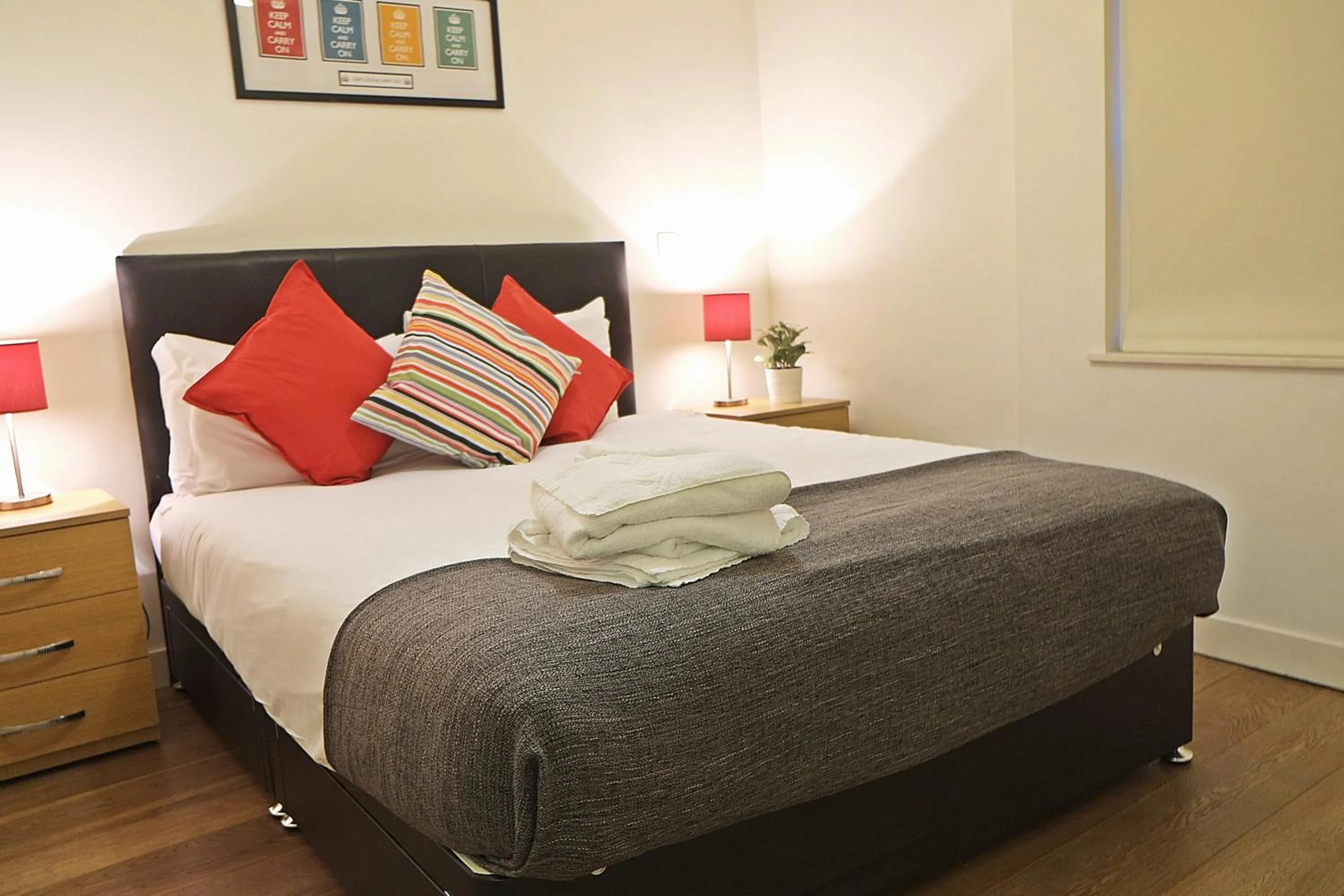 Bed in London City Apartments