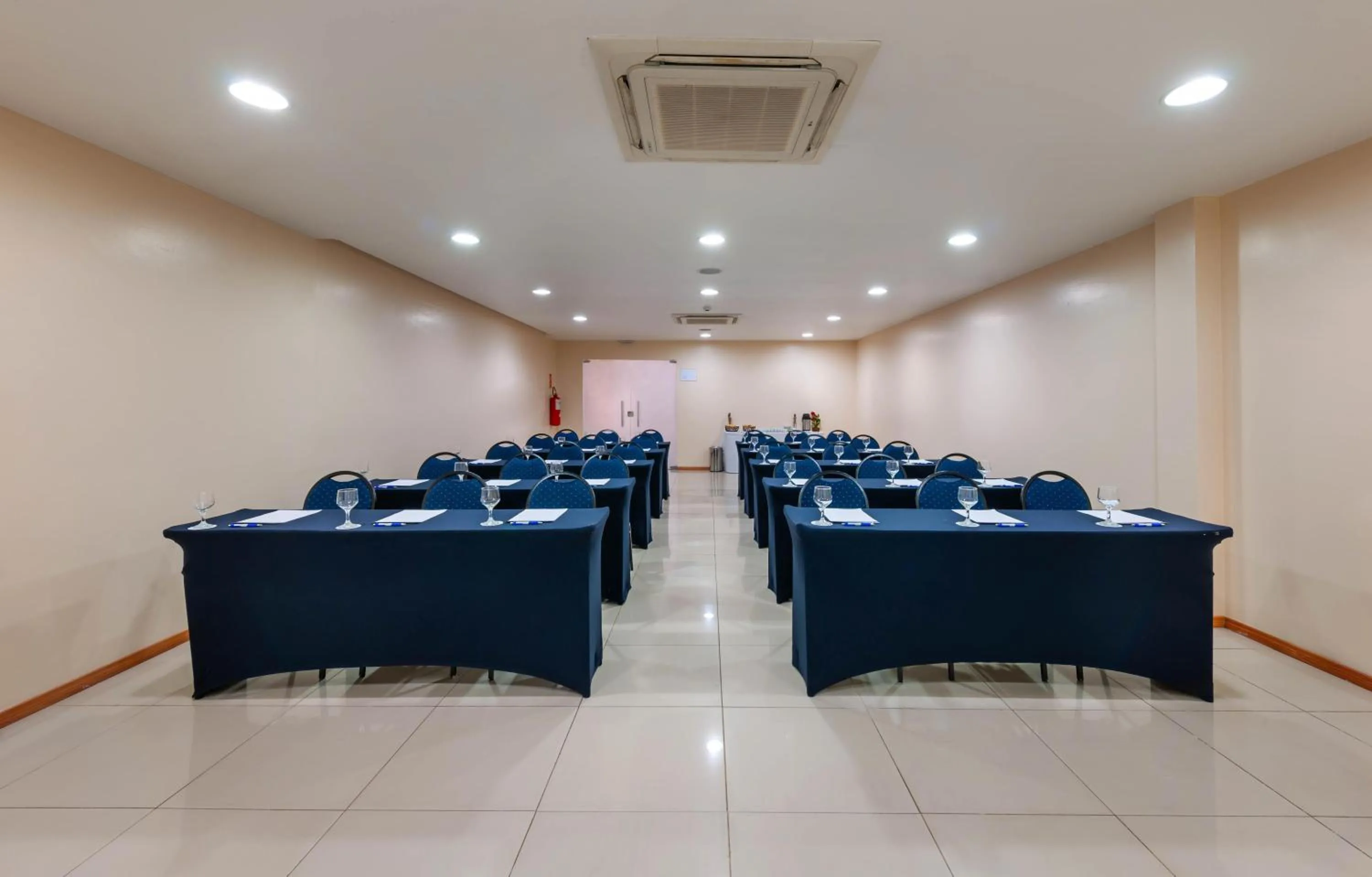 Meeting/conference room in Blue Tree Premium Manaus