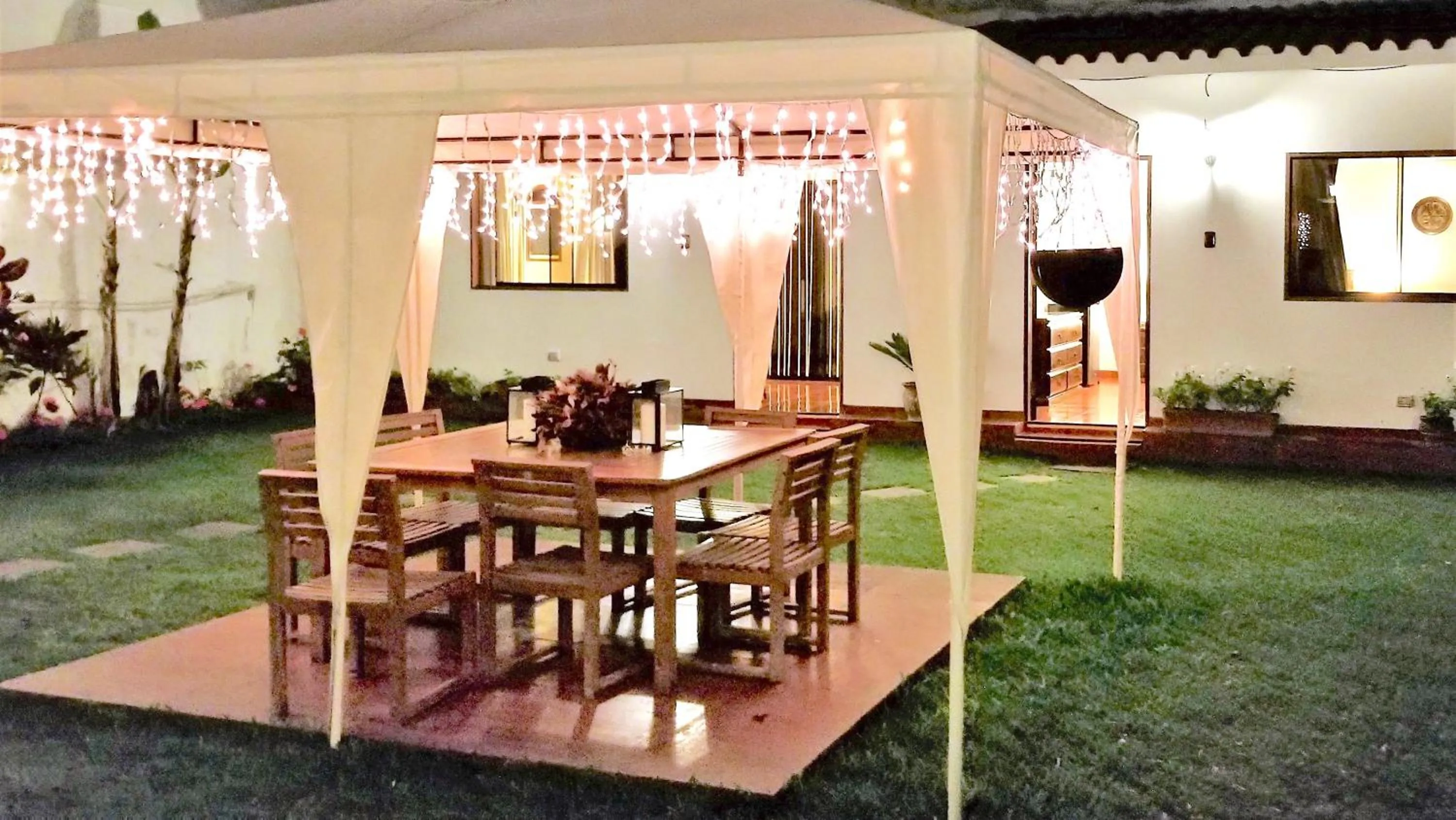 Garden in Casa Bella Boutique Hotel San Isidro