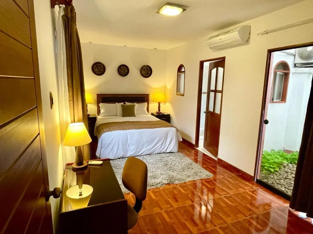 Bed in Casa Bella Boutique Hotel San Isidro