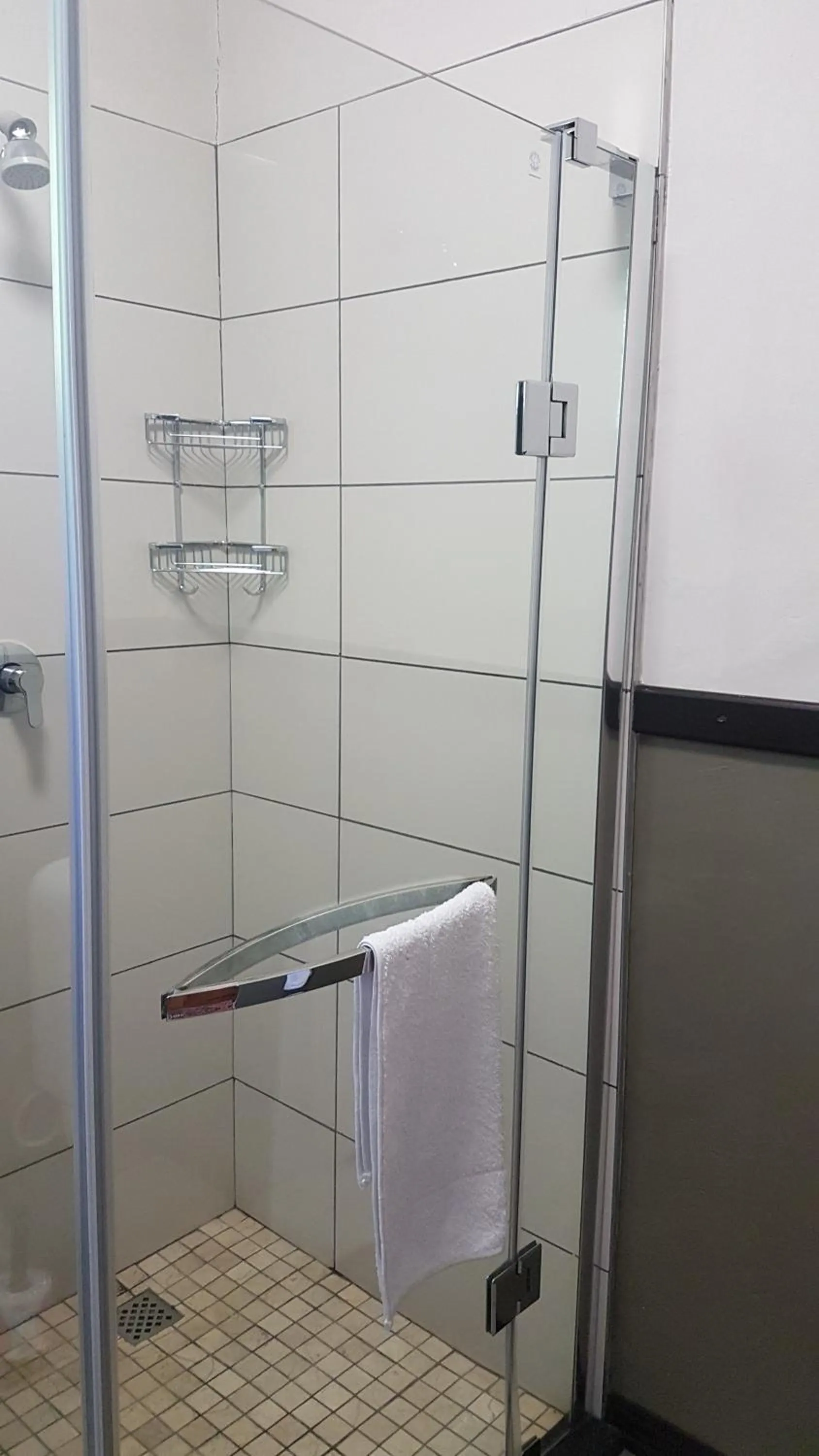 Shower in Haggards on Hilldrop