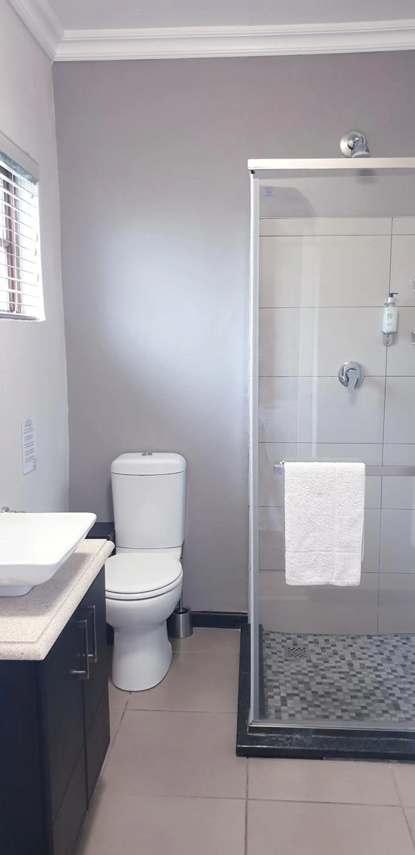 Shower in Haggards on Hilldrop