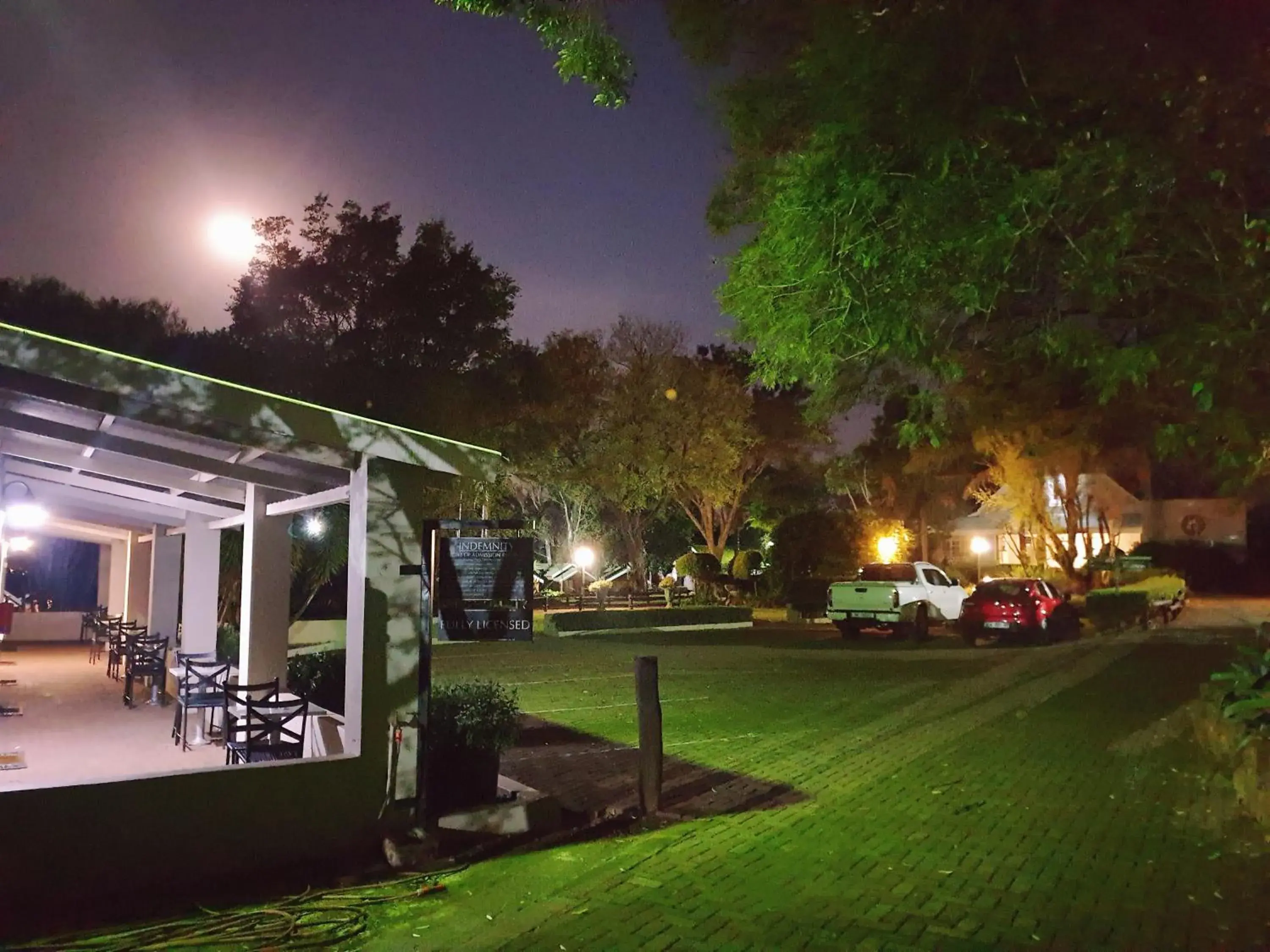 Double Room in Haggards on Hilldrop Double Room in Haggards on Hilldrop