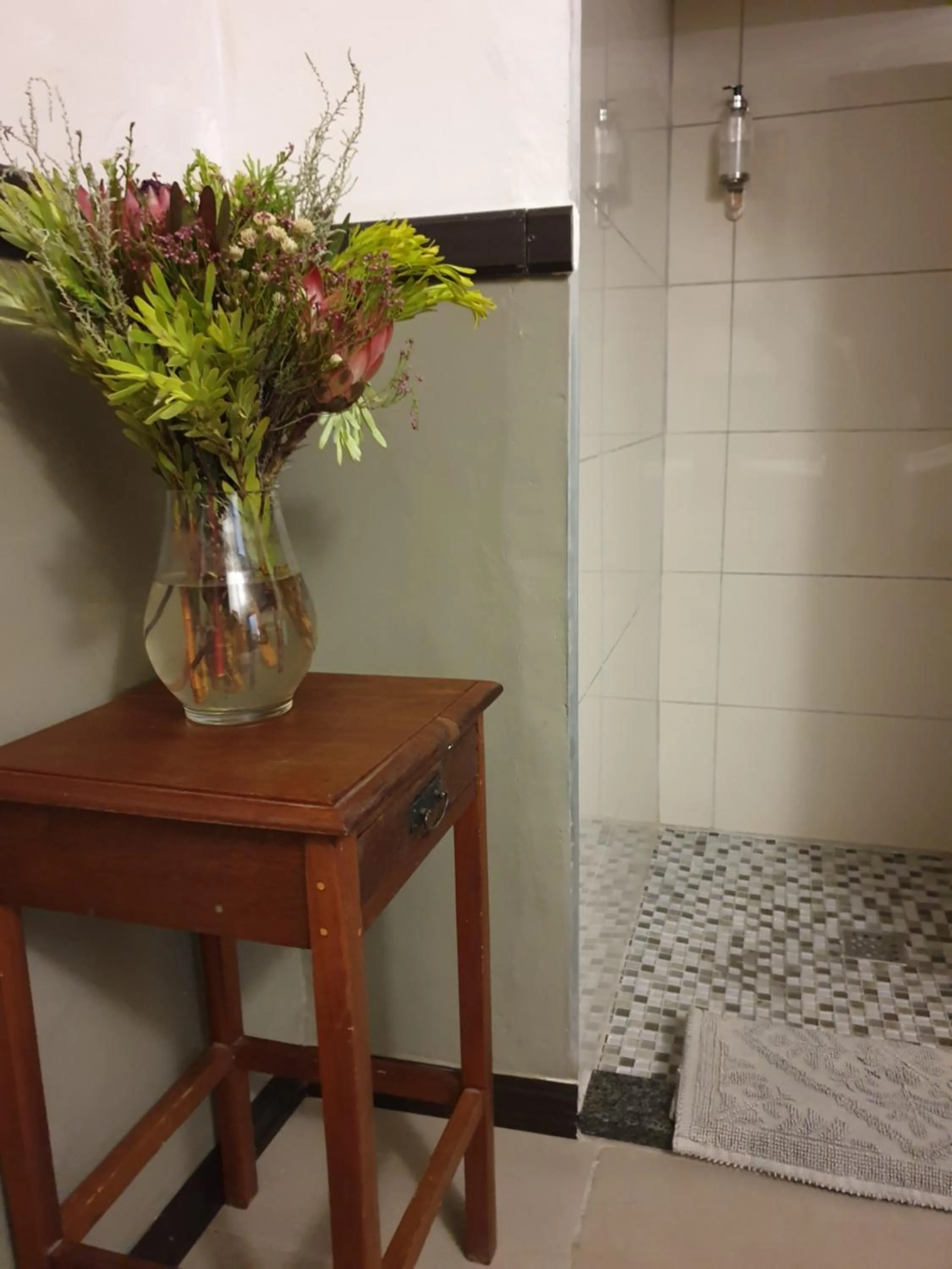 Shower in Haggards on Hilldrop