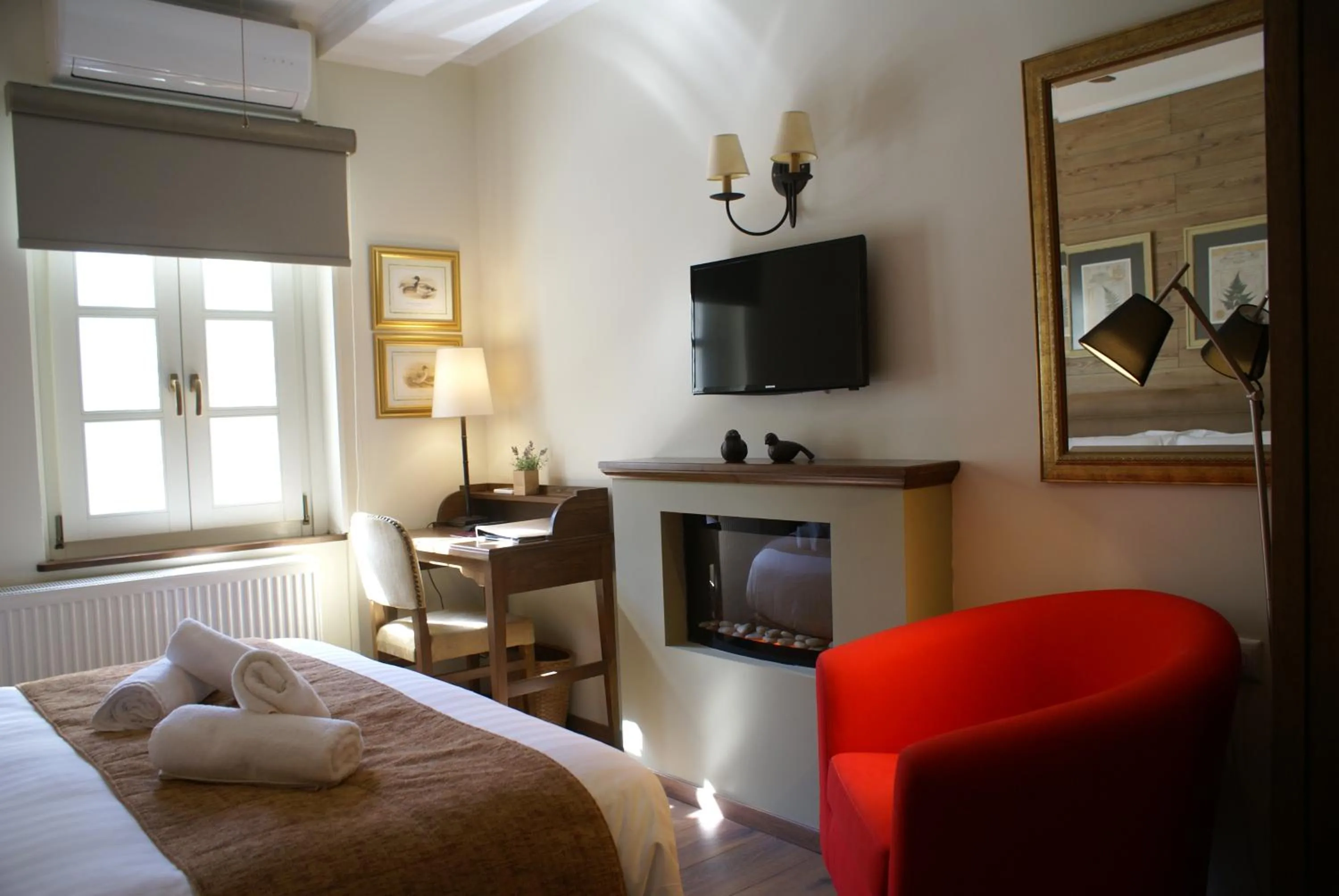 Photo of the whole room, Bed in Gamila Rocks Mountain Hotel