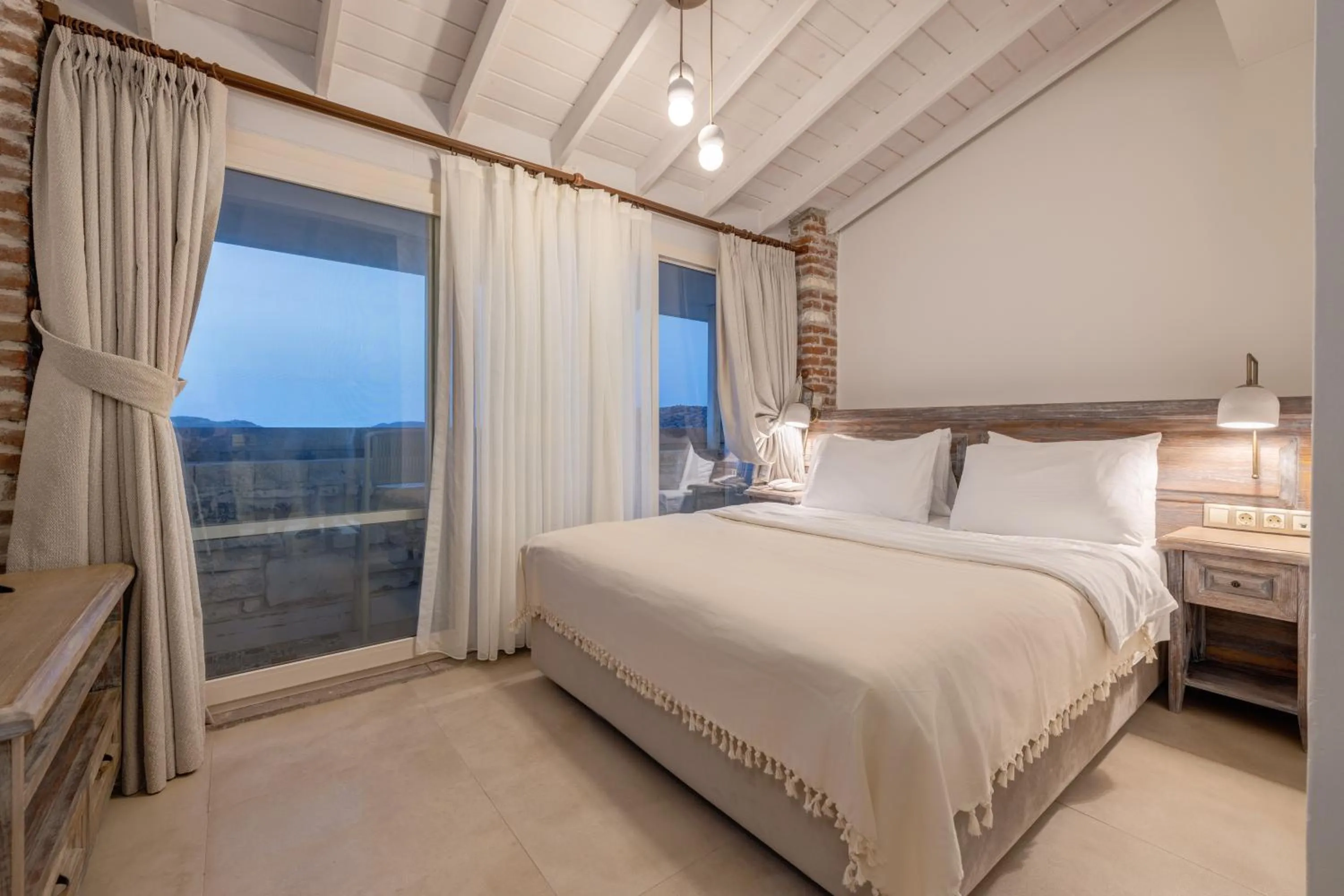 Bed in Navalia Hotel