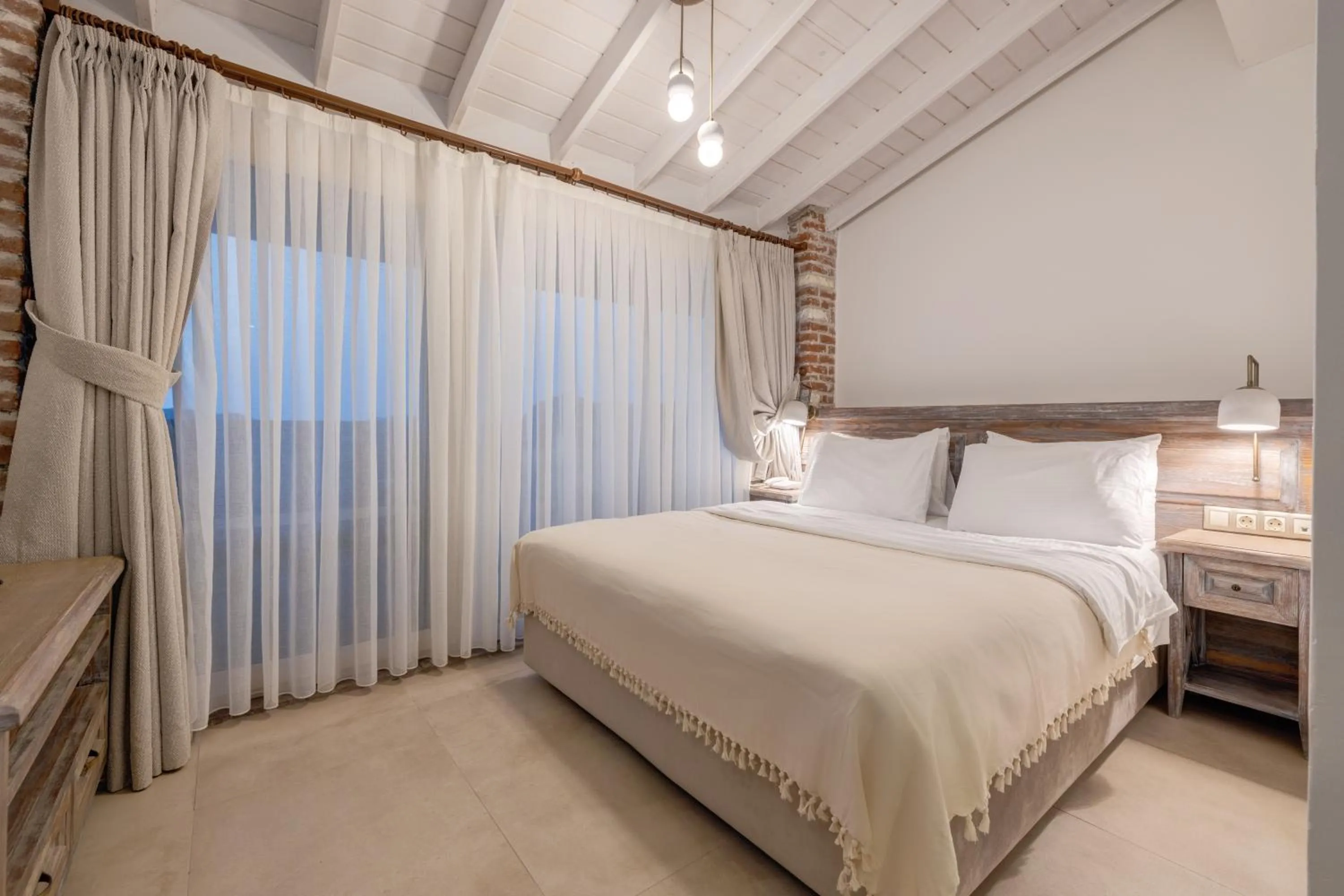 Bed in Navalia Hotel