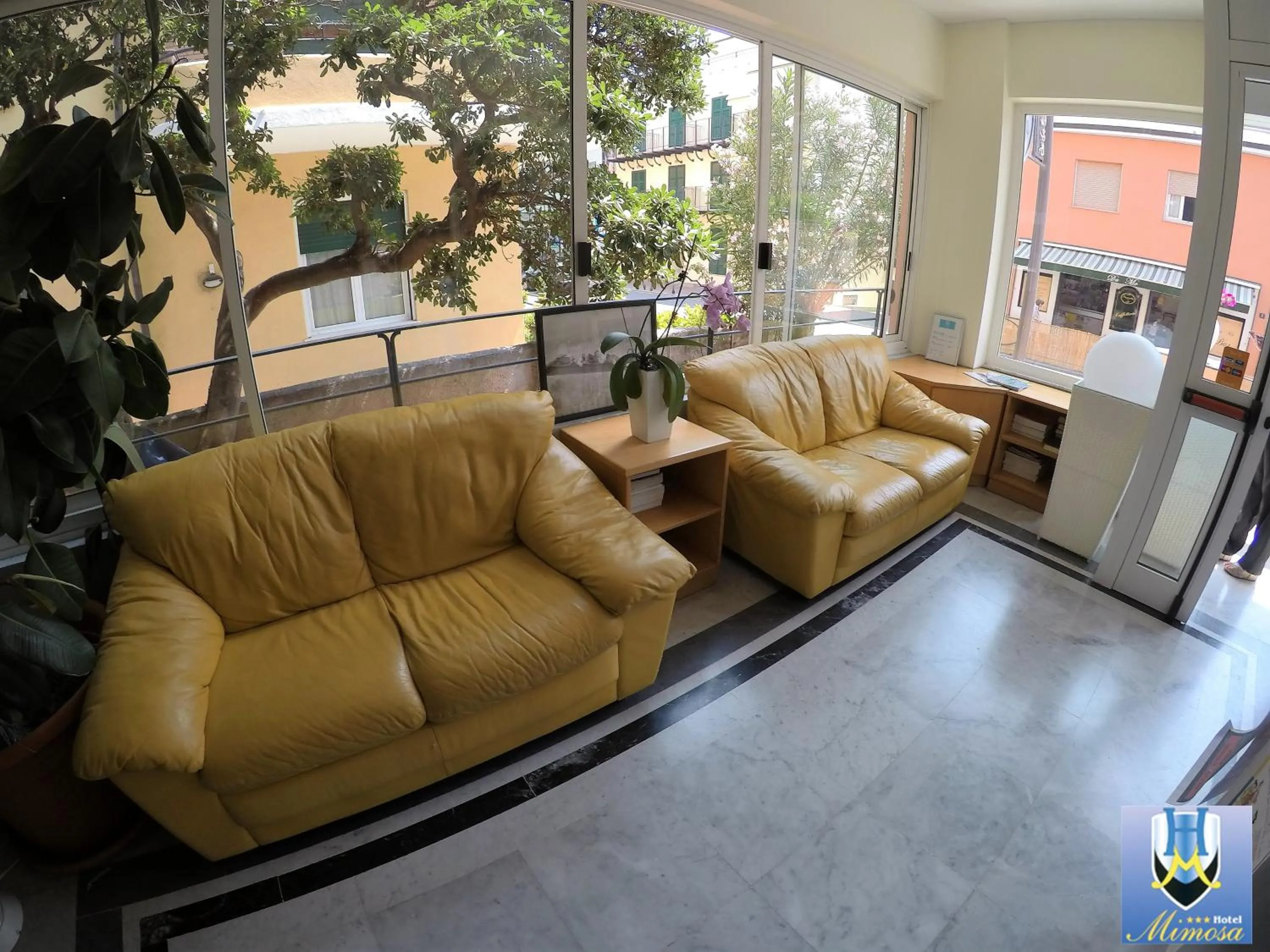 Lobby or reception in Hotel Mimosa