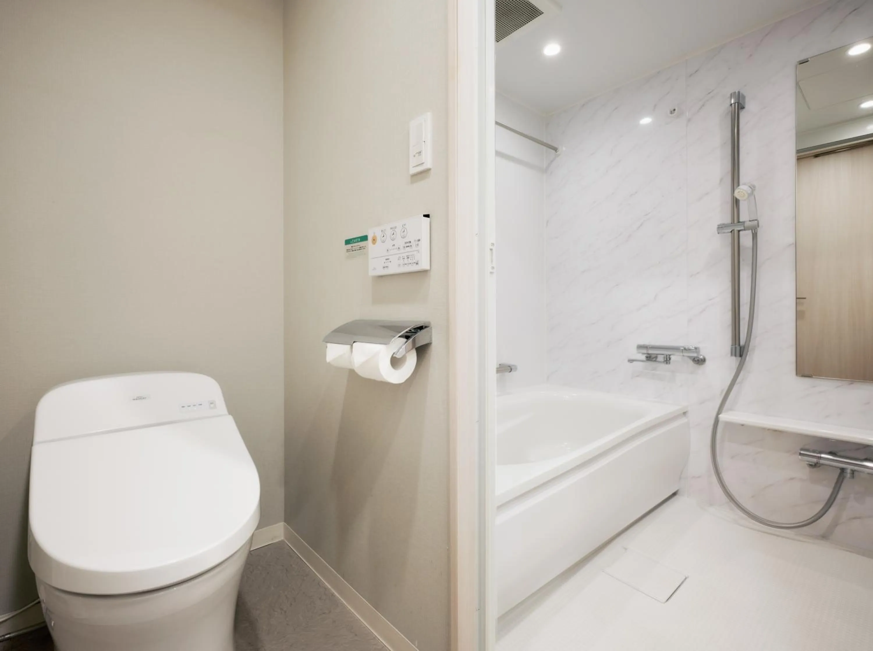 Shower in hotel MONday Haneda Airport