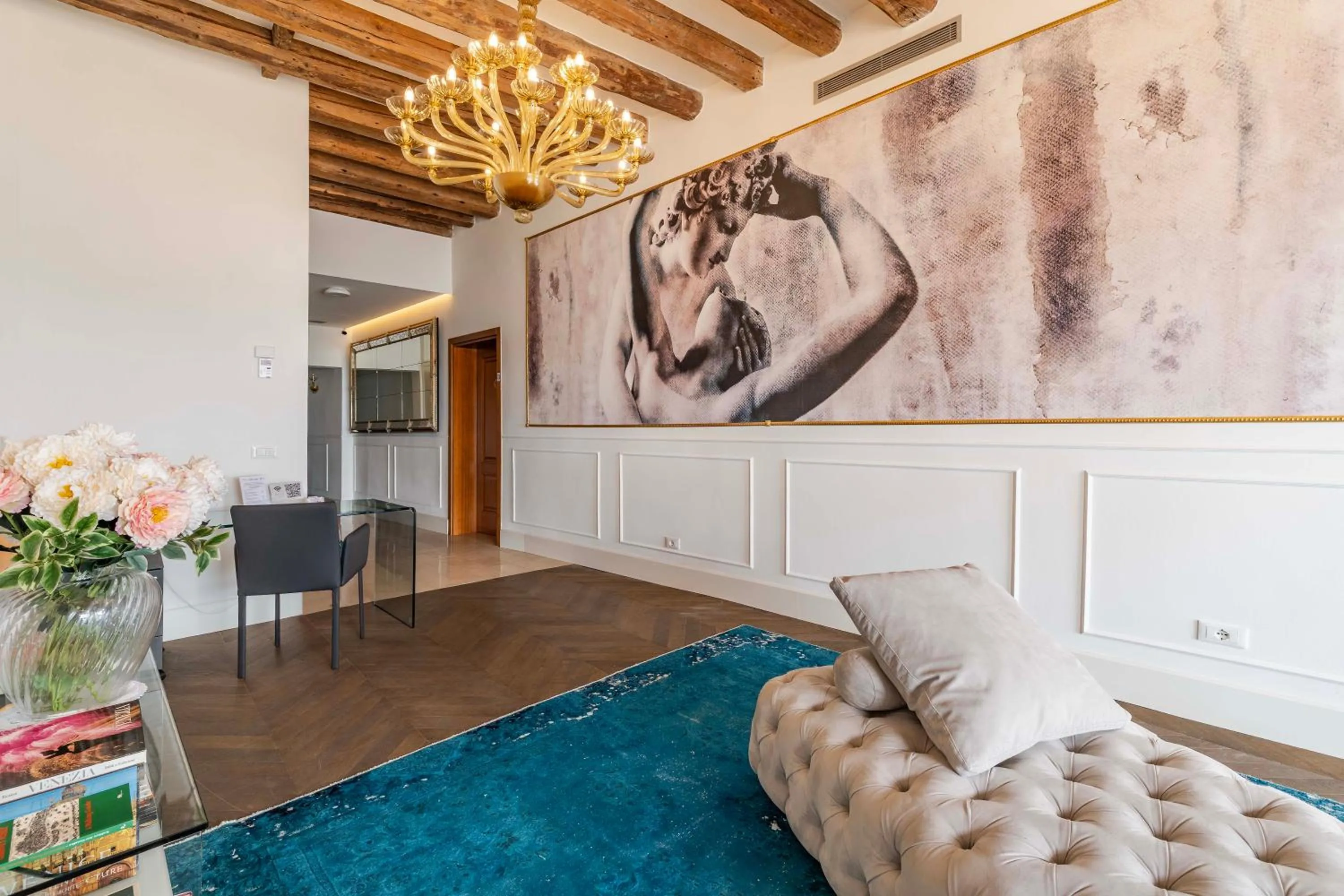 Lobby or reception in Porta da mar