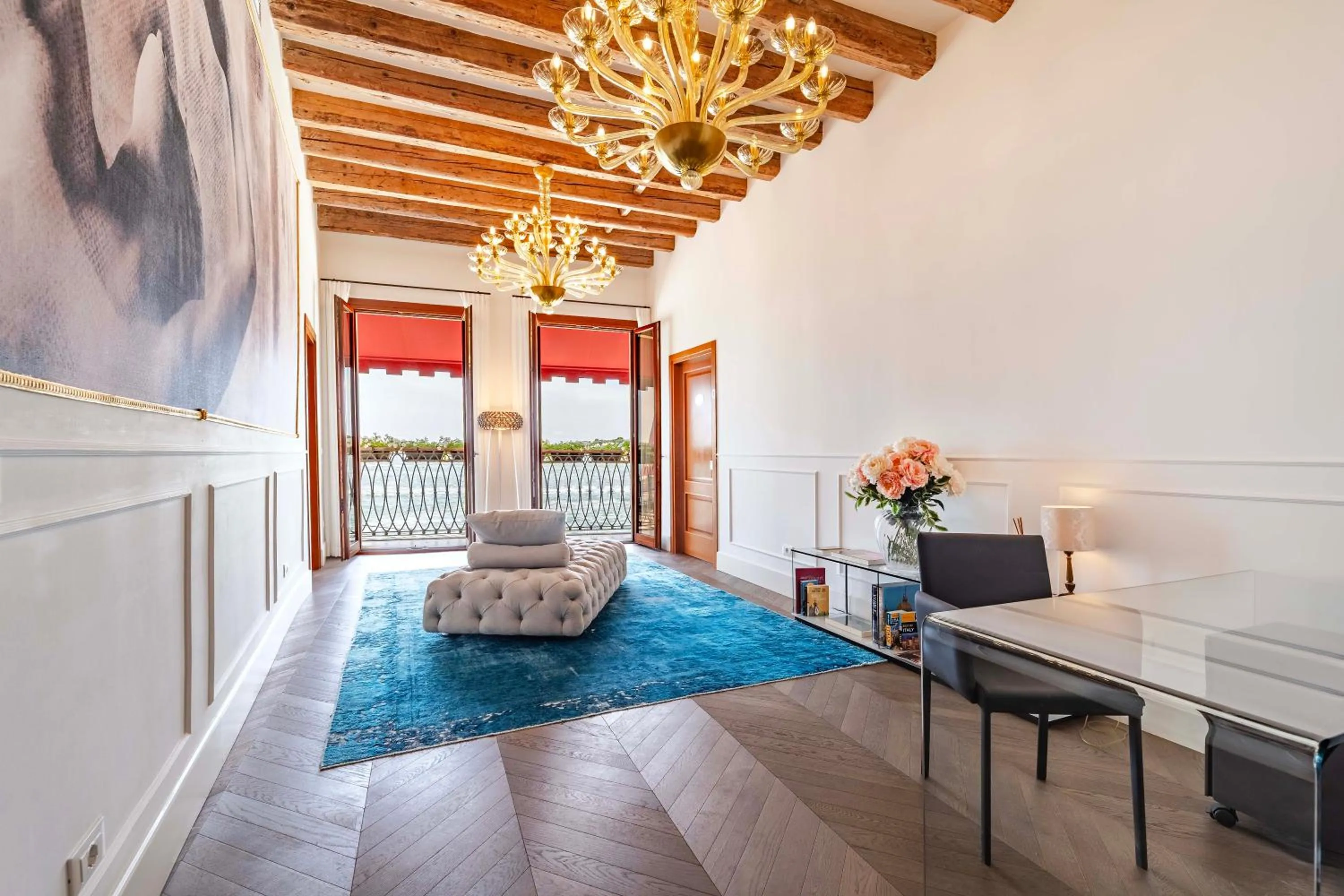 Lobby or reception in Porta da mar