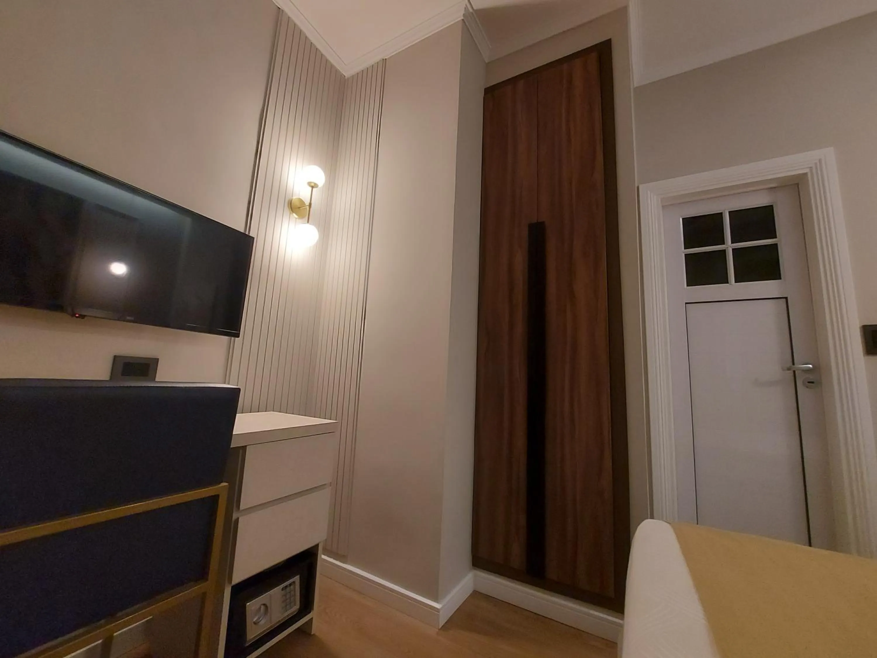 TV and multimedia in Hotel Internacional