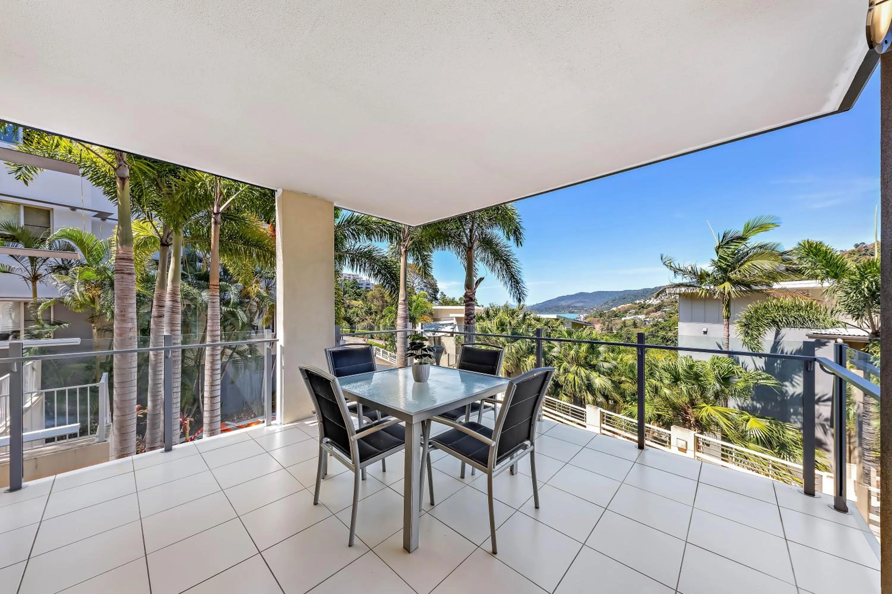 Balcony/Terrace in Airlie Summit Apartments