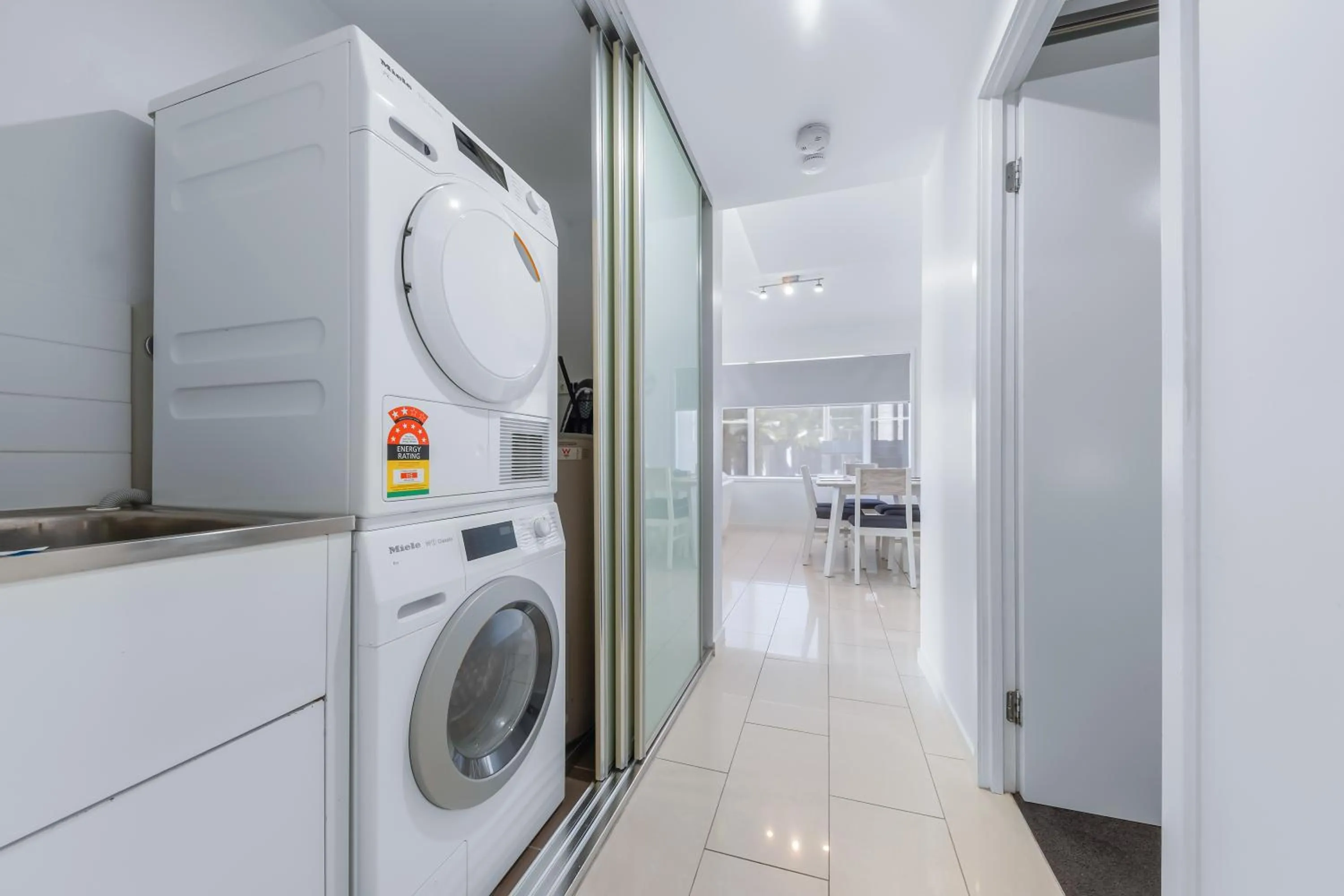 laundry in Airlie Summit Apartments