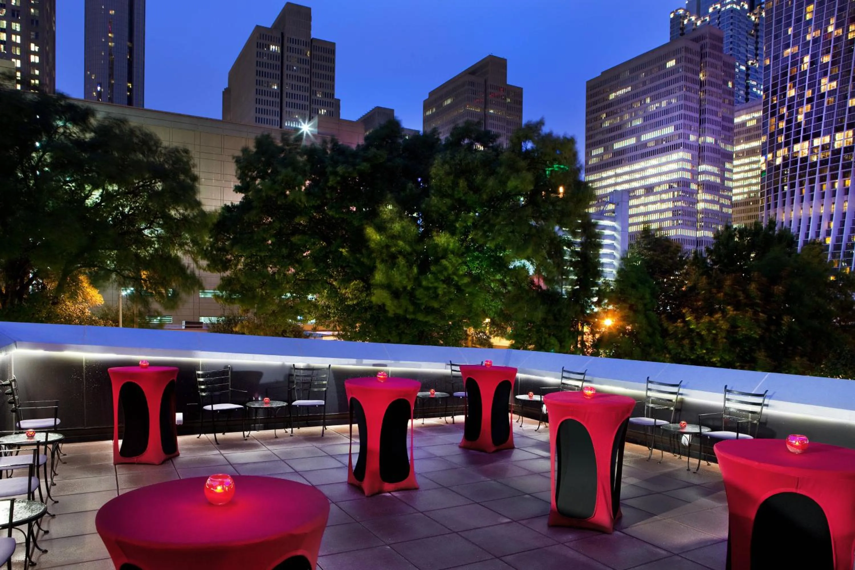 Meeting/conference room in Courtland Grand Hotel, Trademark Collection by Wyndham